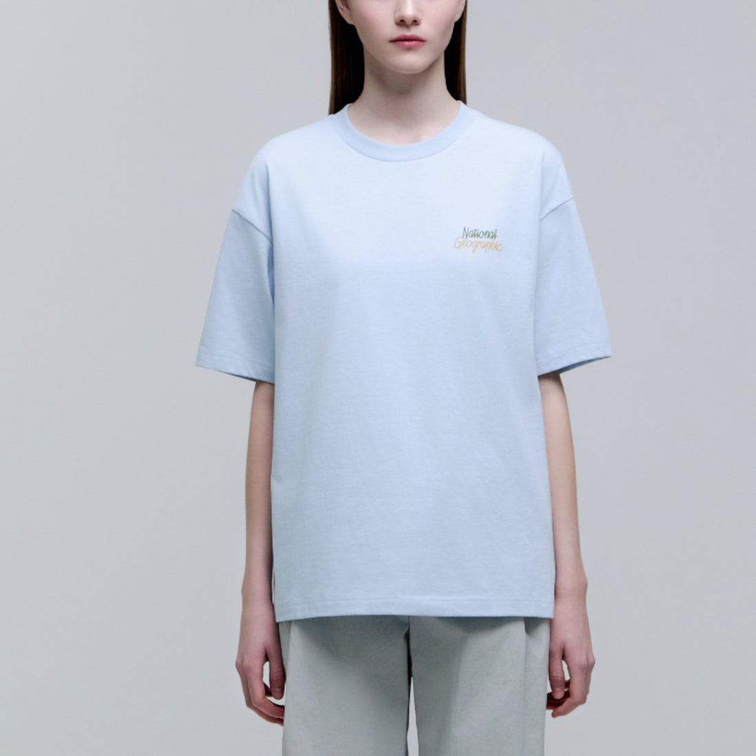 UNISEX REGEN ASKIN TRAVEL GRAPHIC SEMI OVERSIZED T-SHIRT- L/BLUE