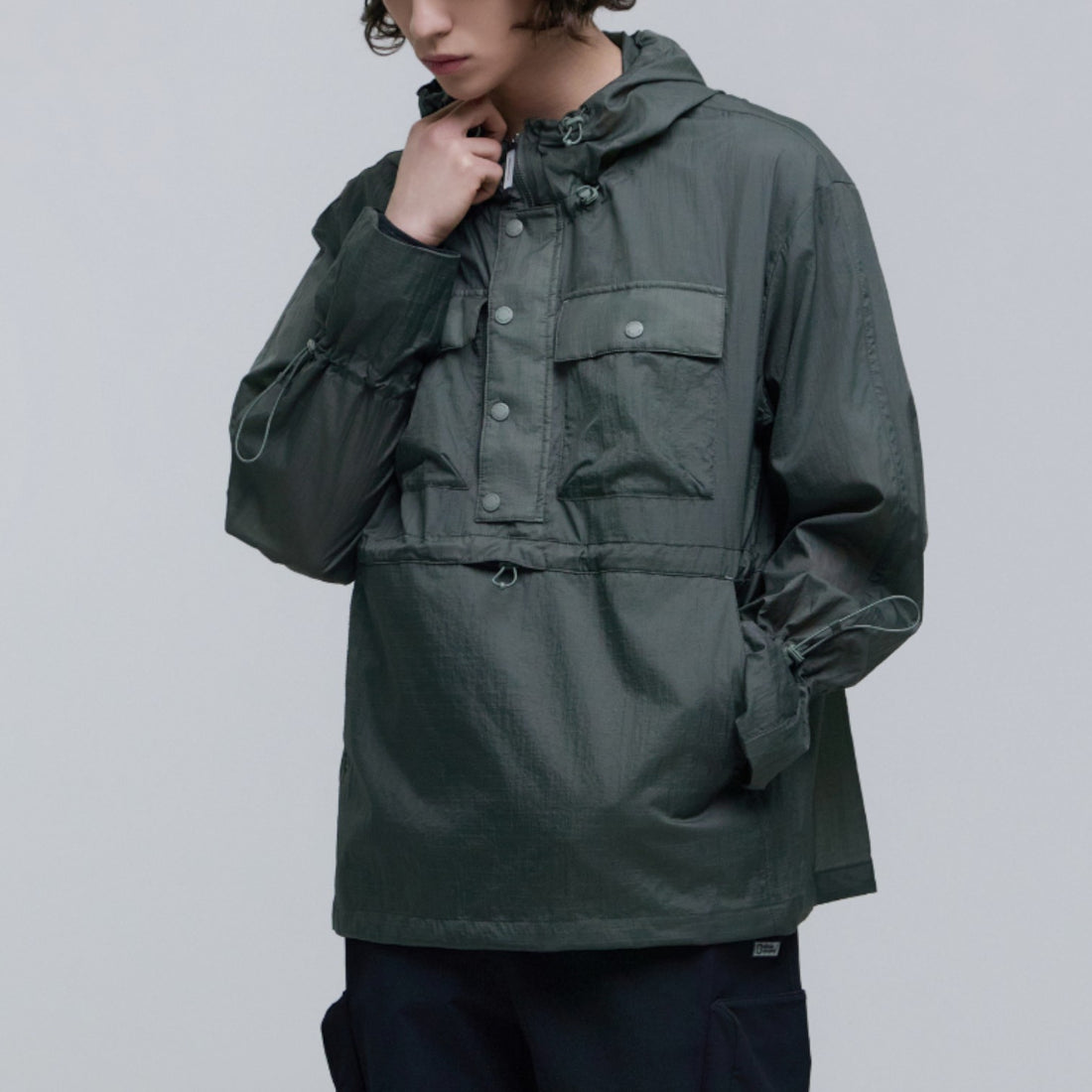 UNISEX NRN OUT POCKET SHIRRING HOODIE ANORAK- KHAKI GREEN