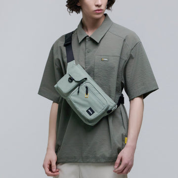 ADELIE WIDE CROSS BAG- KHAKI GREEN