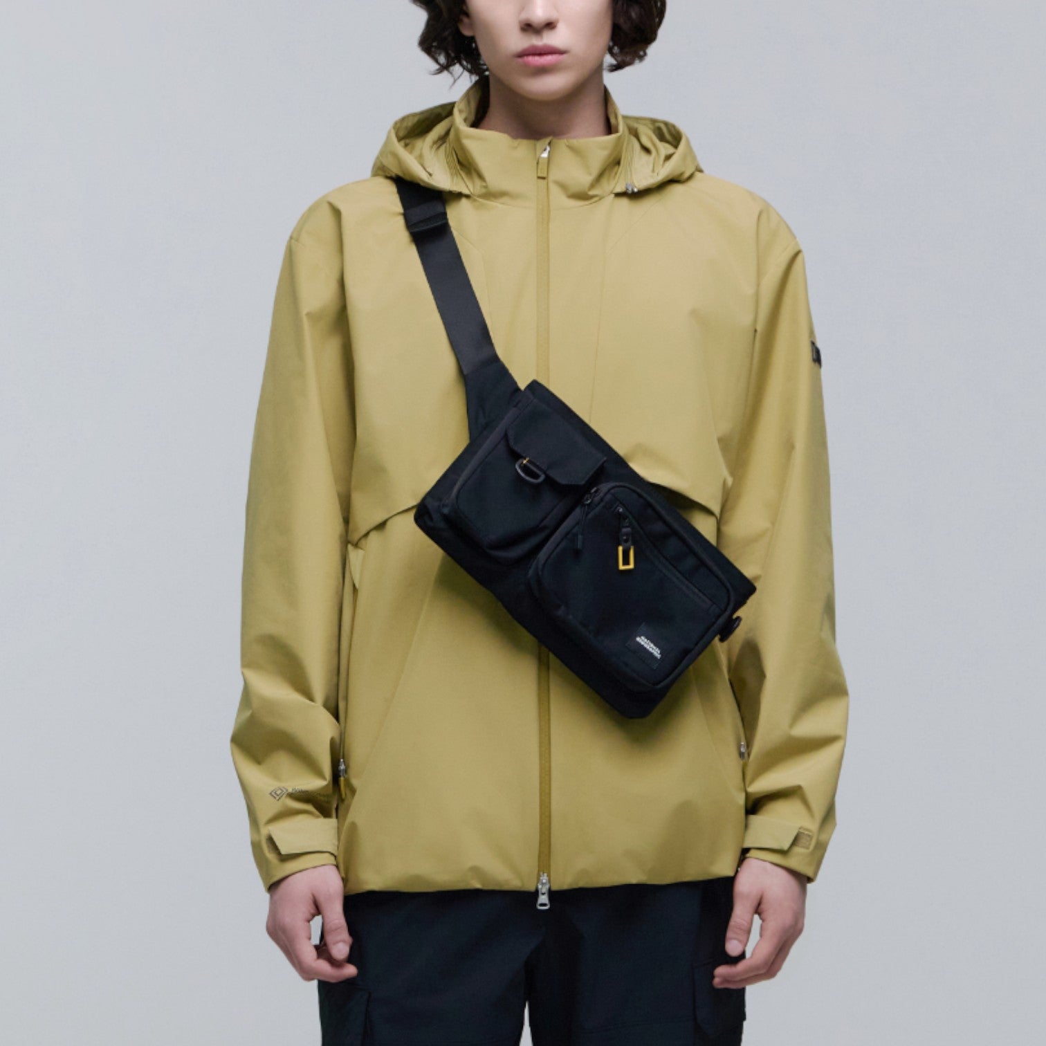 ★NATIONAL GEOGRAPHIC★ADELIE WIDE CROSS BAG★クロスバッグ ADELIE WIDE CROSS BAG- BLACK – National Geographic Apparel
