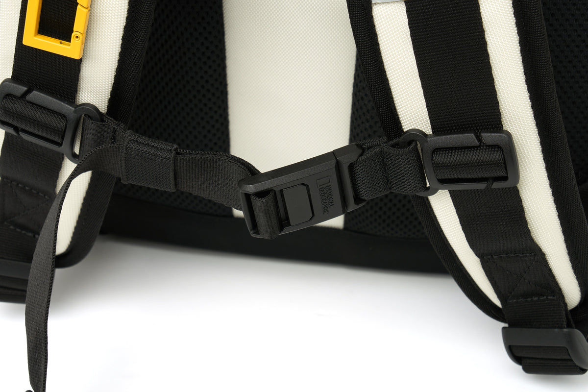 Kids String Backpack Ivory 000