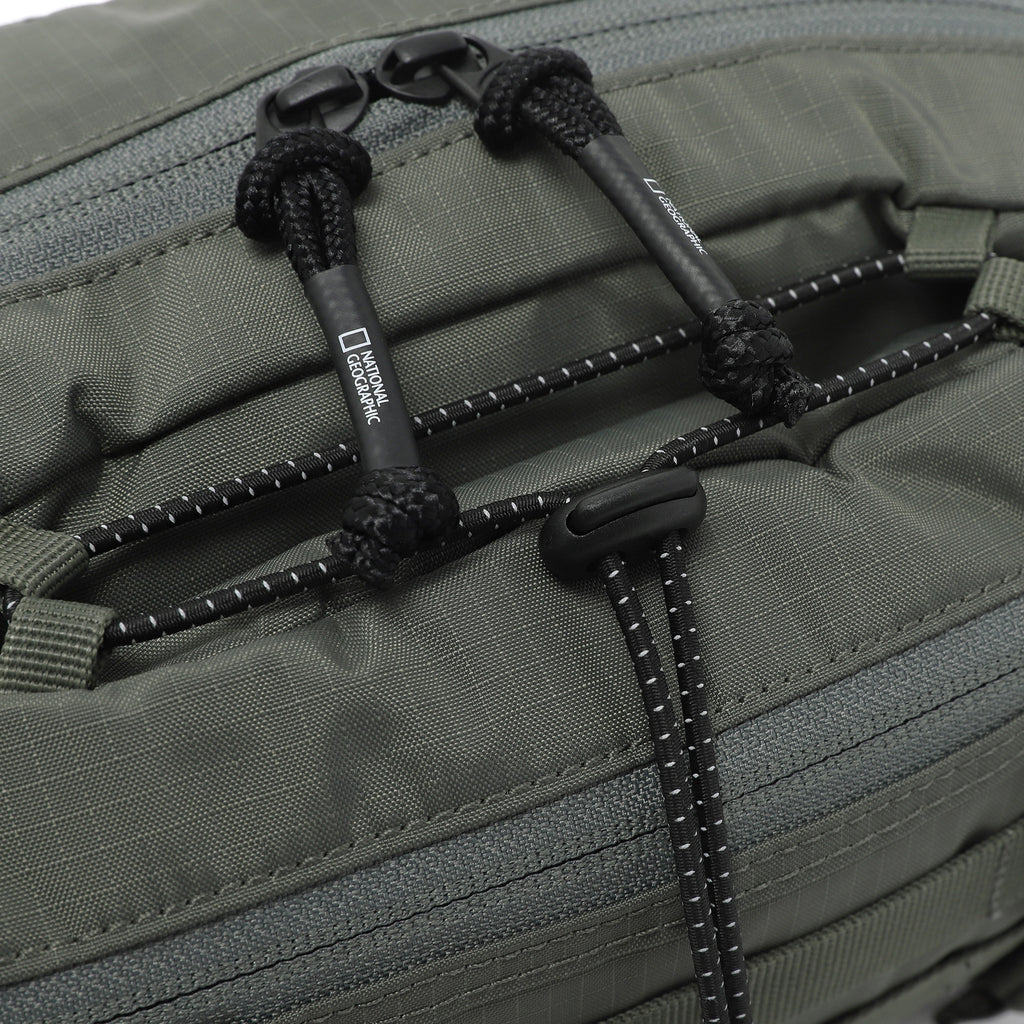 Unisex Crest Hip Sack