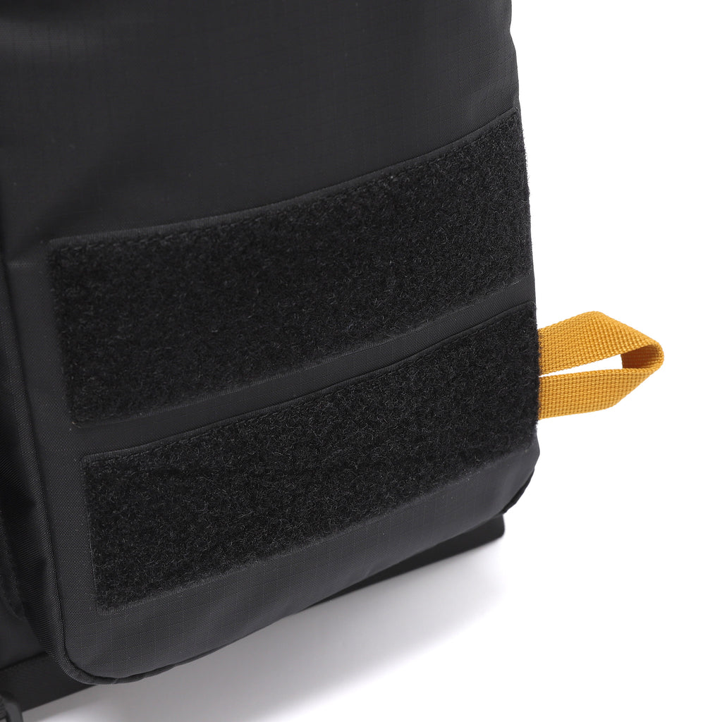 Unisex Crest Helmet Bag