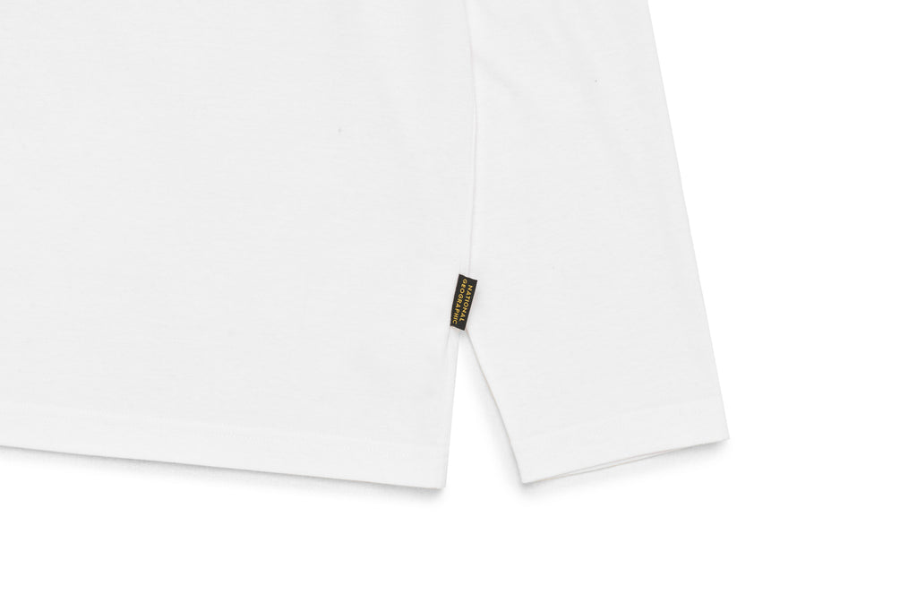 Unisex Small Logo Long-Sleeved T-Shirt- White