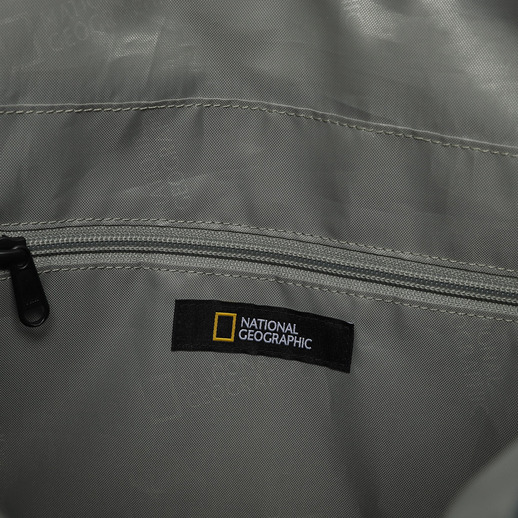 Unisex Crest Helmet Bag