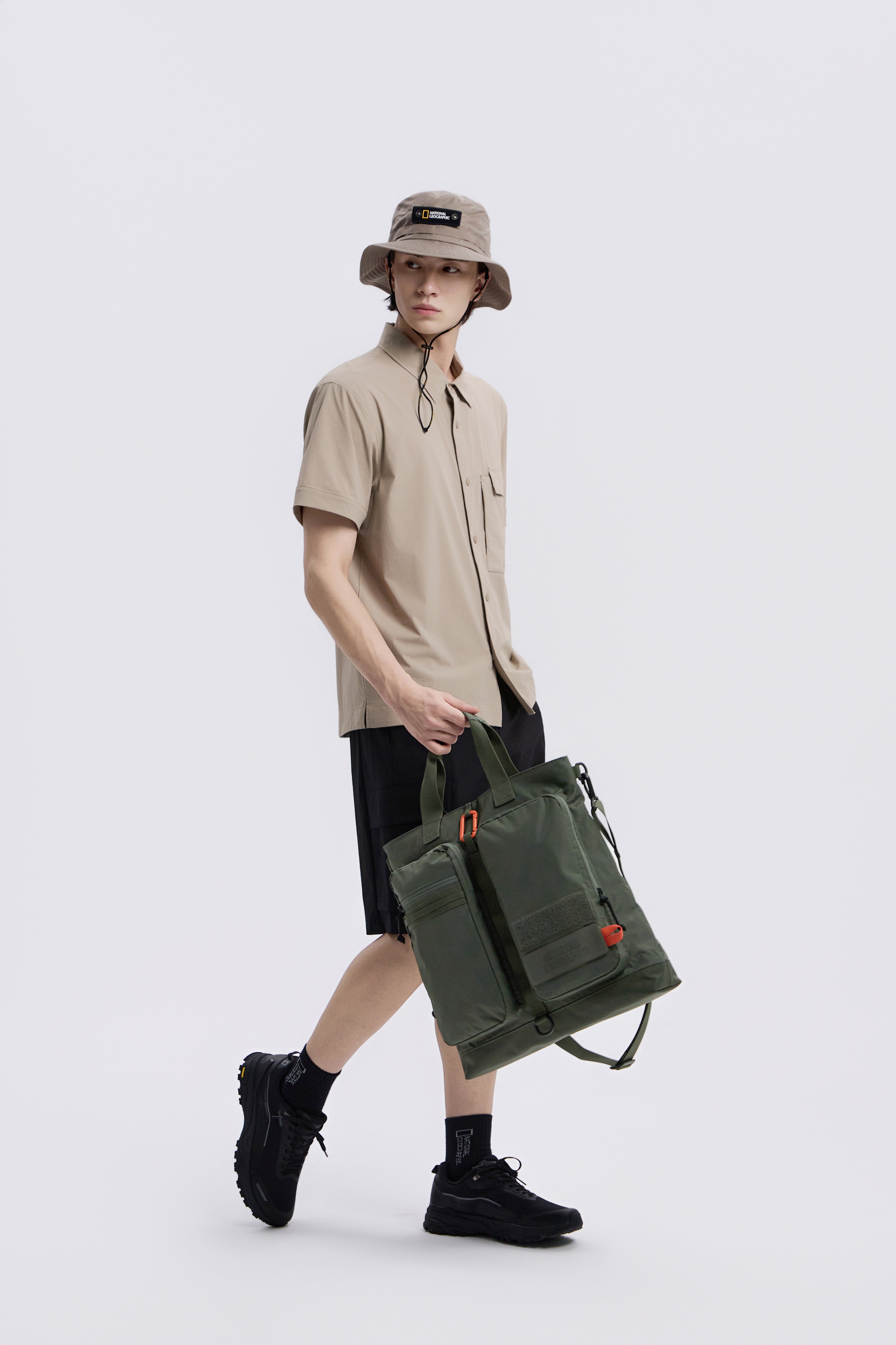 Unisex Crest Helmet Bag
