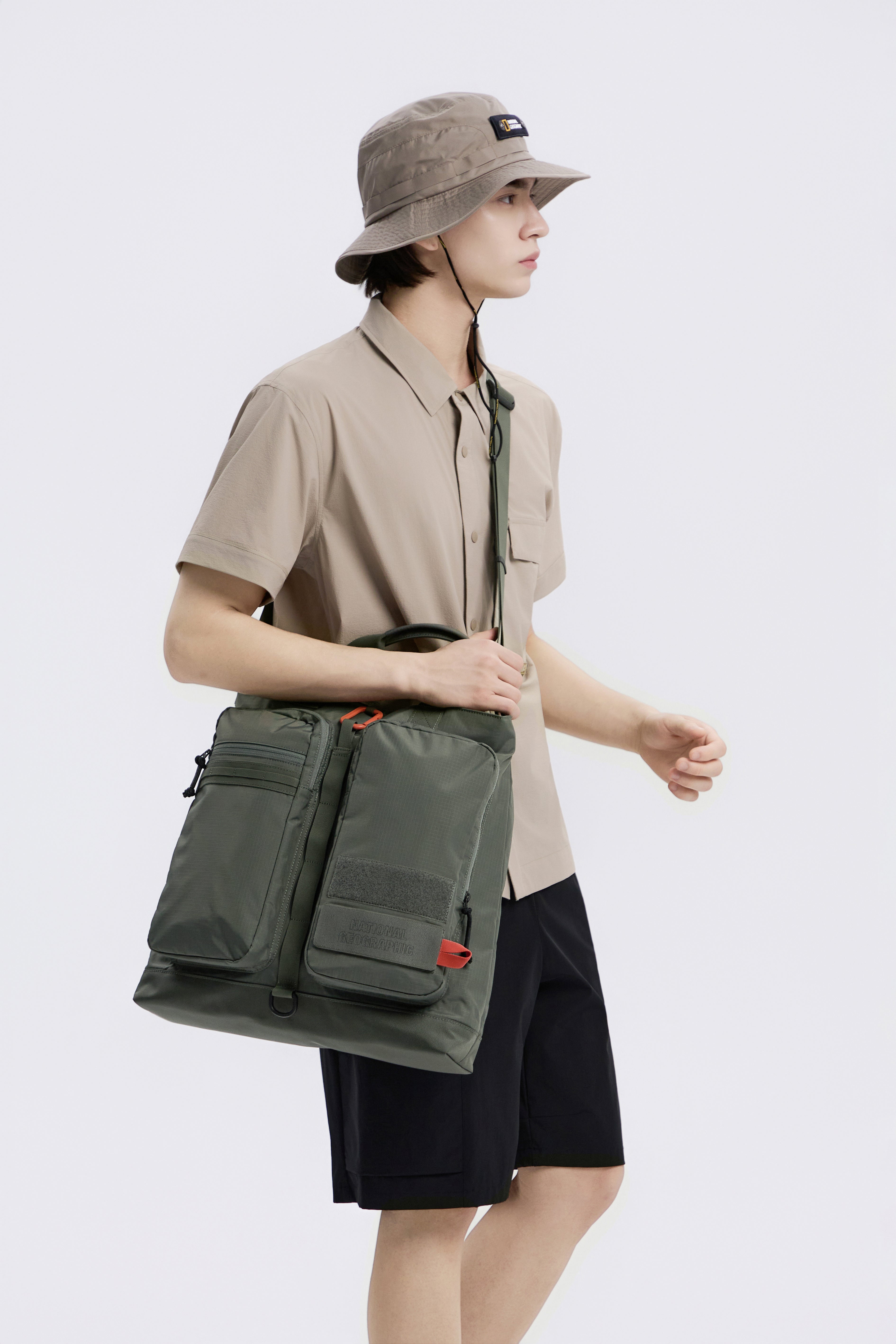 Unisex Crest Helmet Bag