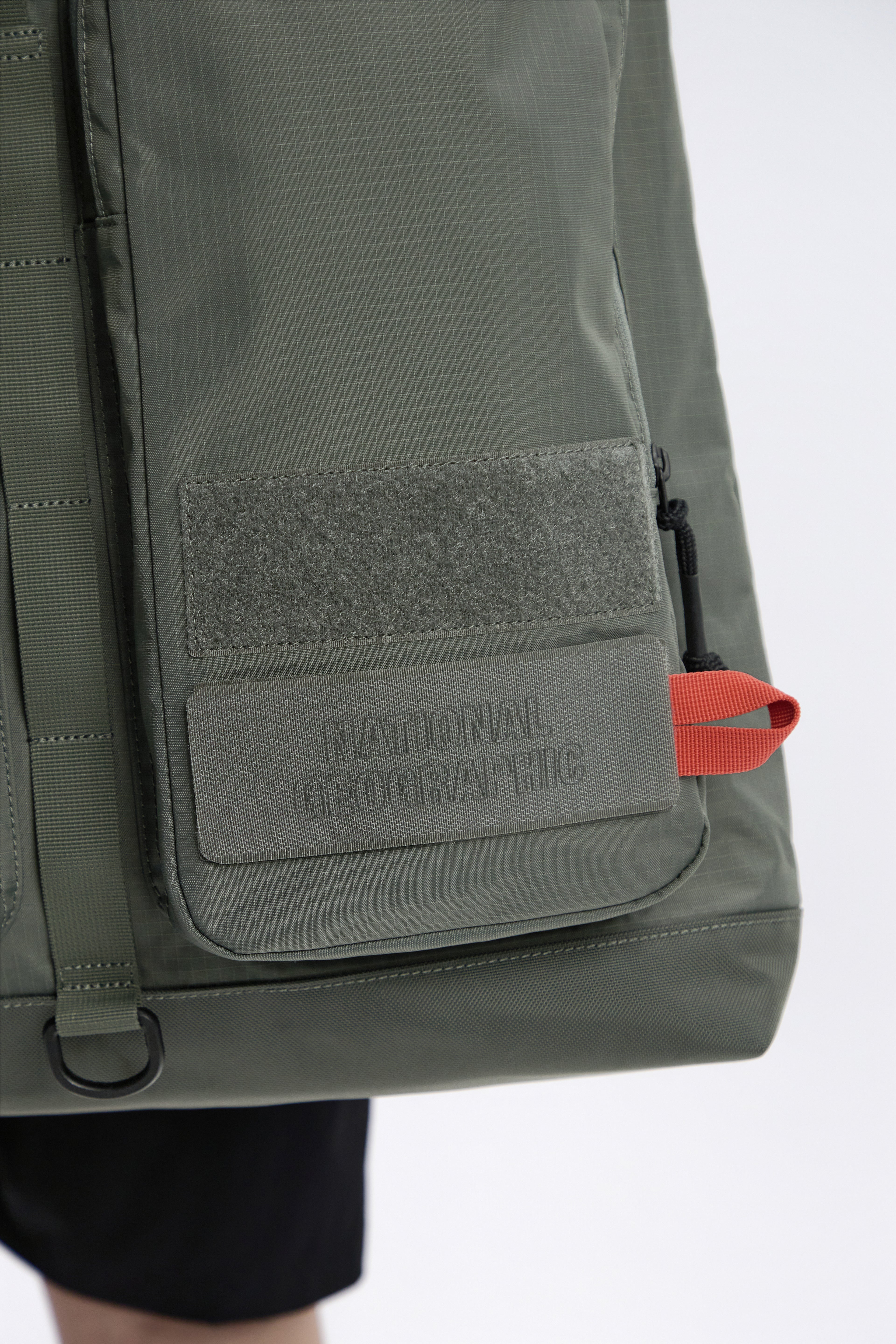 Unisex Crest Helmet Bag