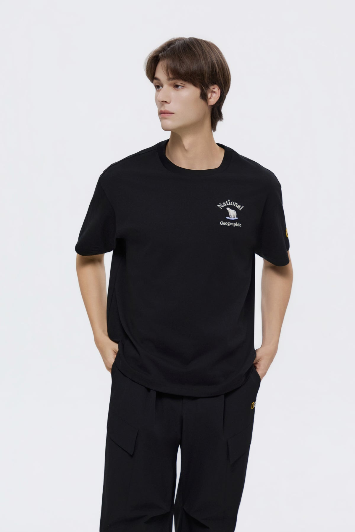 Unisex Natgeo "Polar Bear" Graphic Semi-Oversized T-shirt