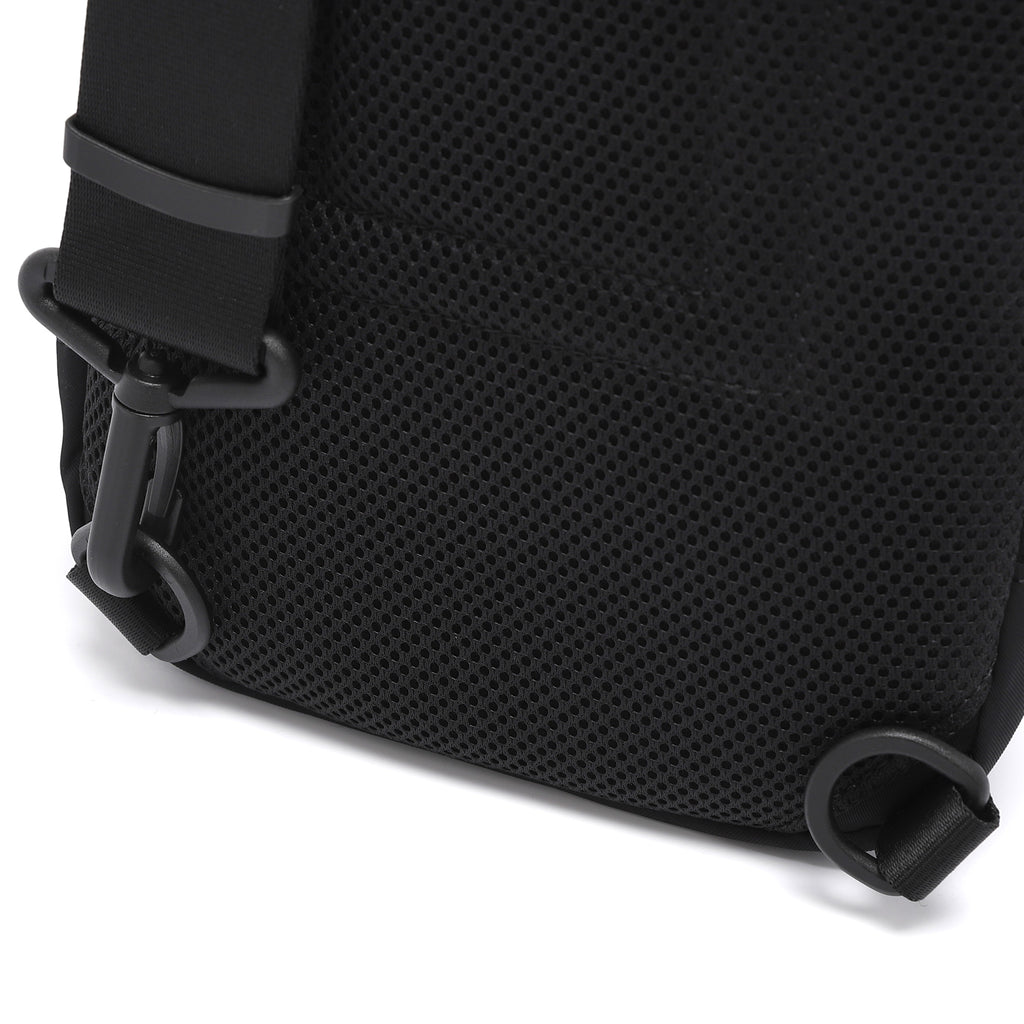 Pachi Sling Bag