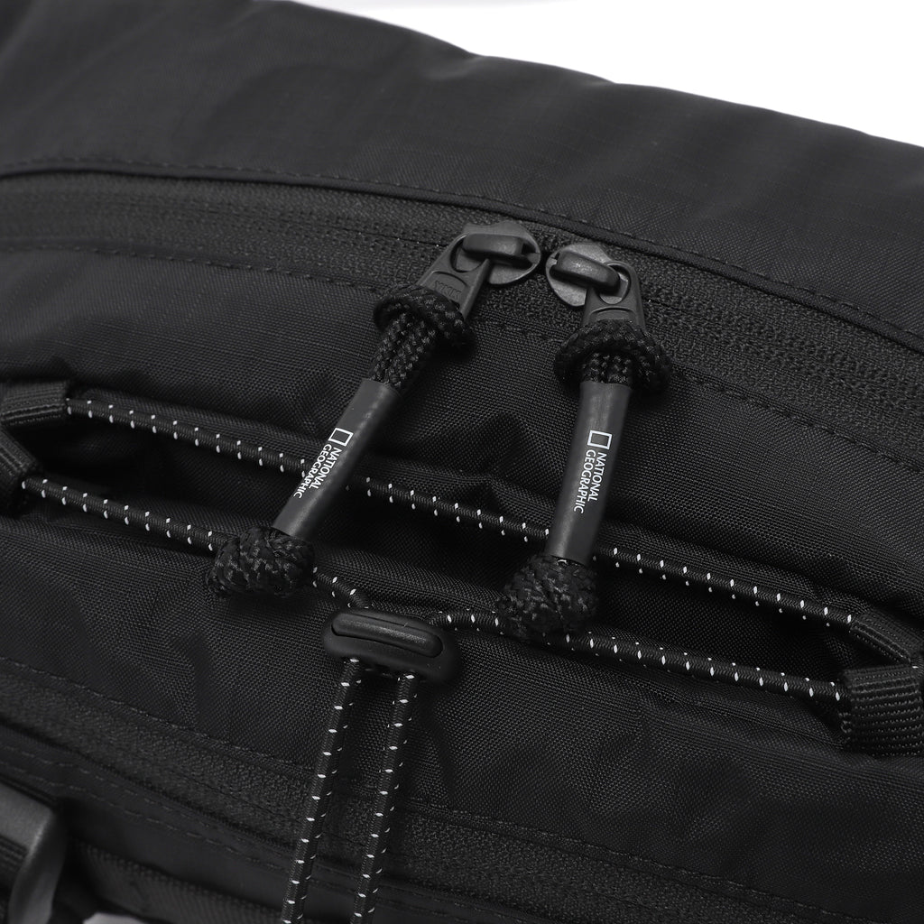 Unisex Crest Hip Sack