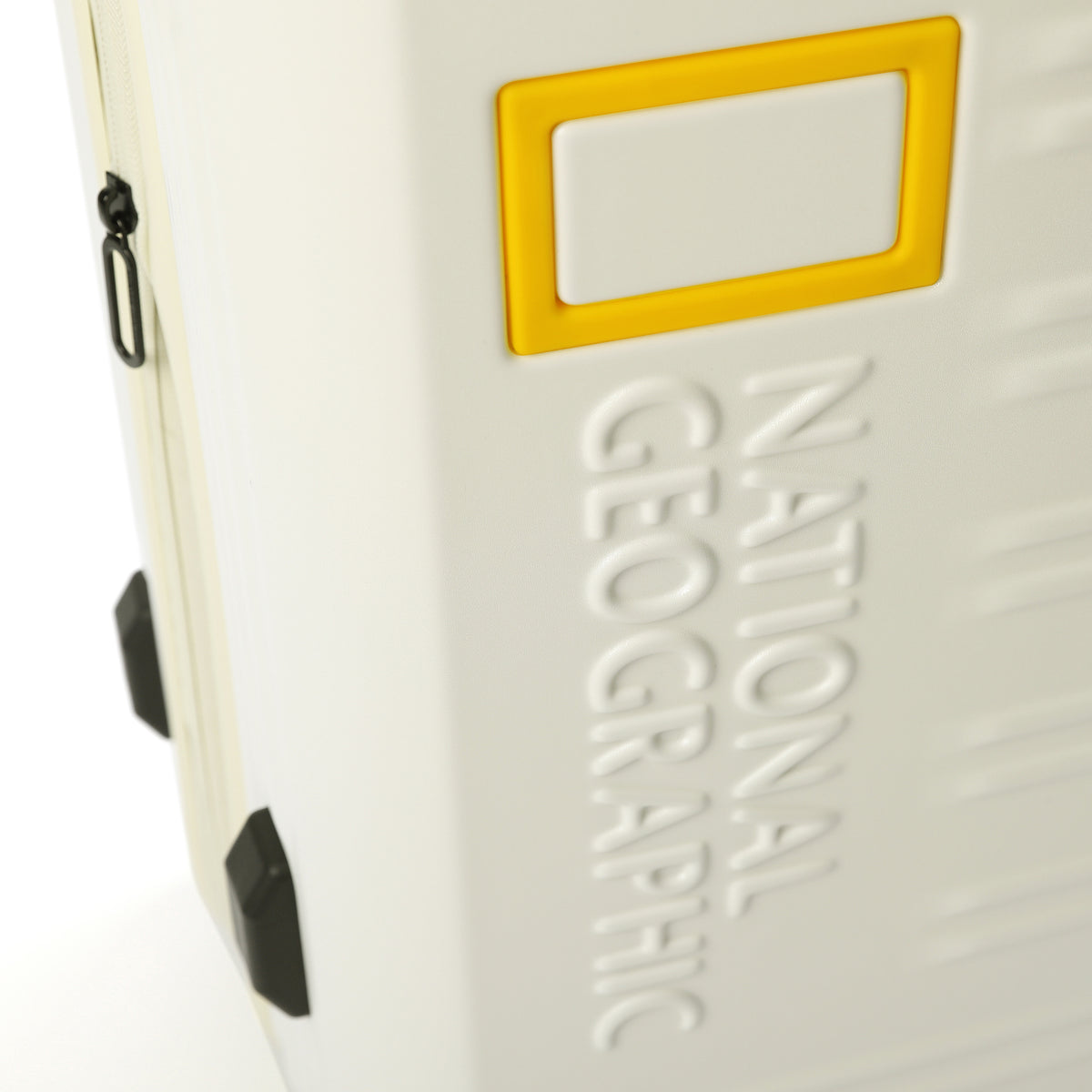 Bishop Luggage 28- Ivory