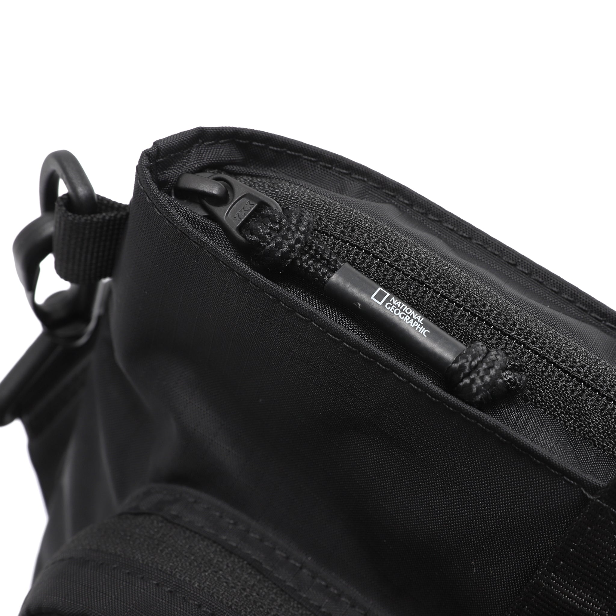Unisex Crest Helmet Bag