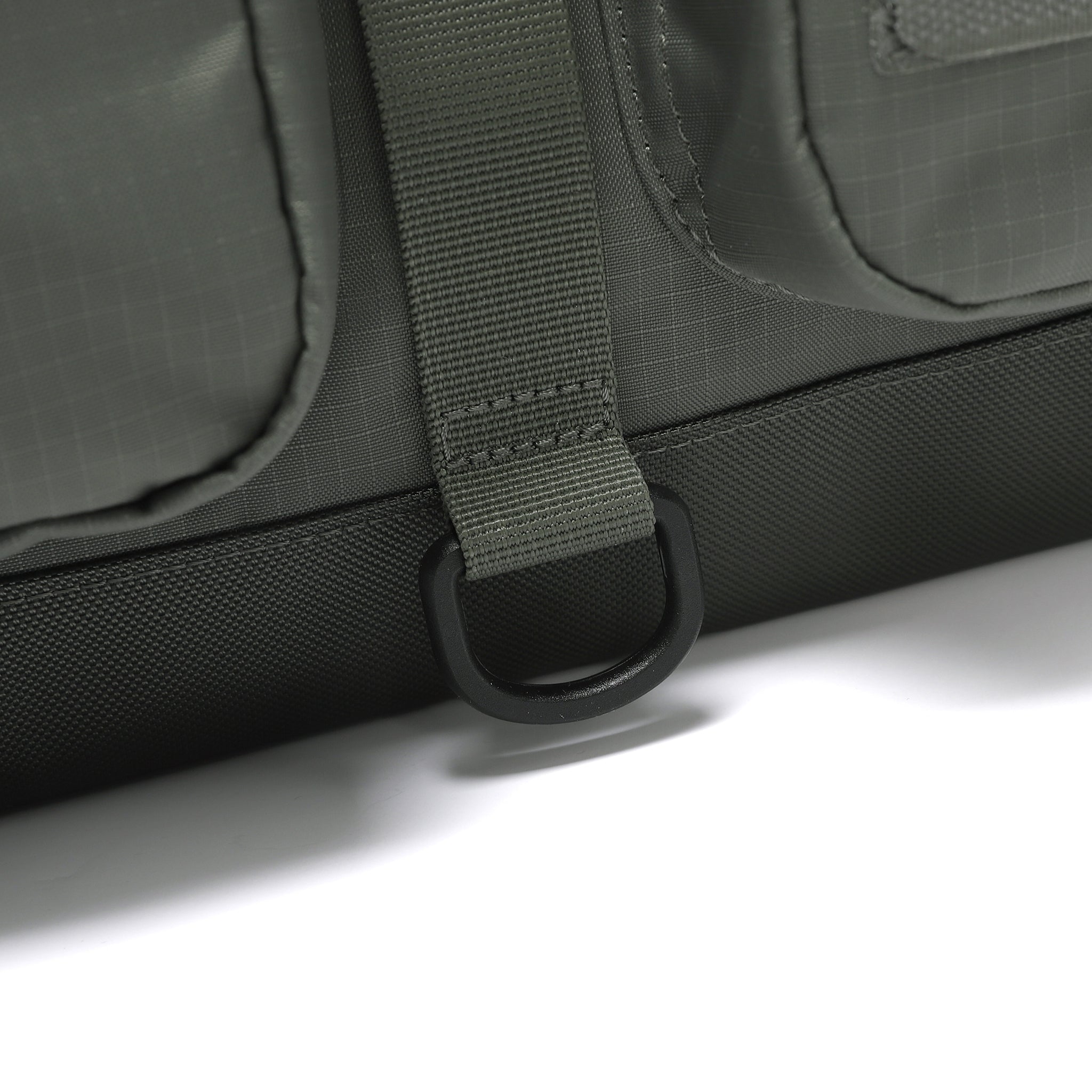 Unisex Crest Helmet Bag