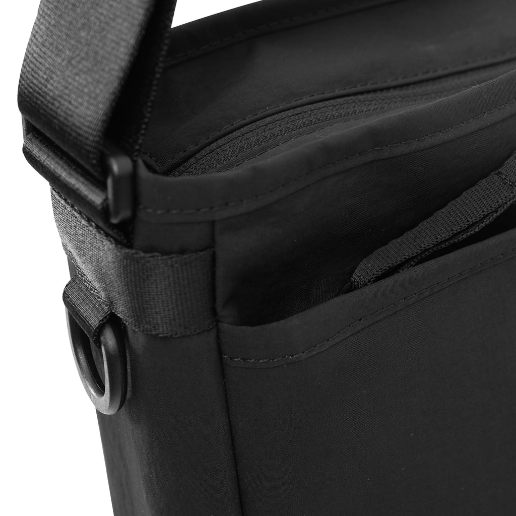Light Cross Bag