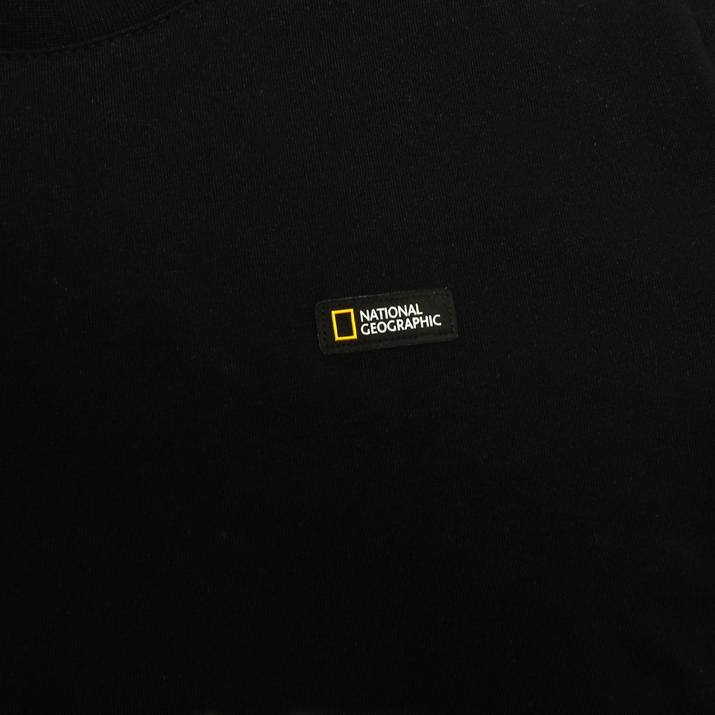 Unisex Basic Crew Neck T-Shirt With Patch Logo