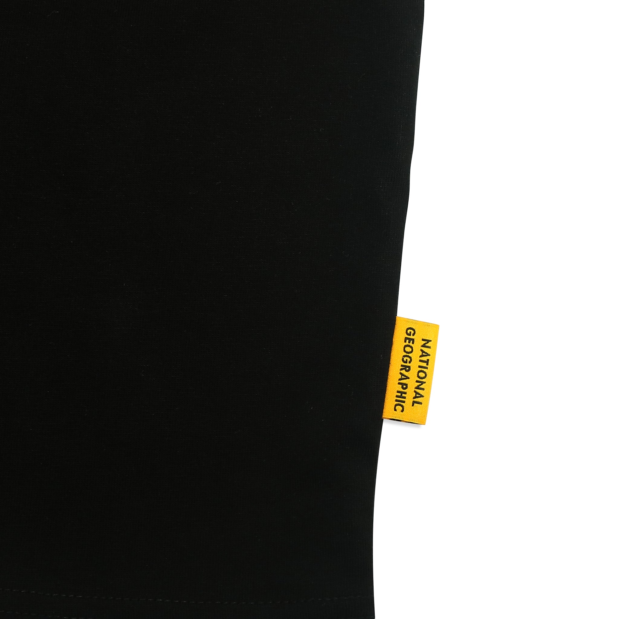 Unisex Basic Crew Neck T-Shirt With Patch Logo