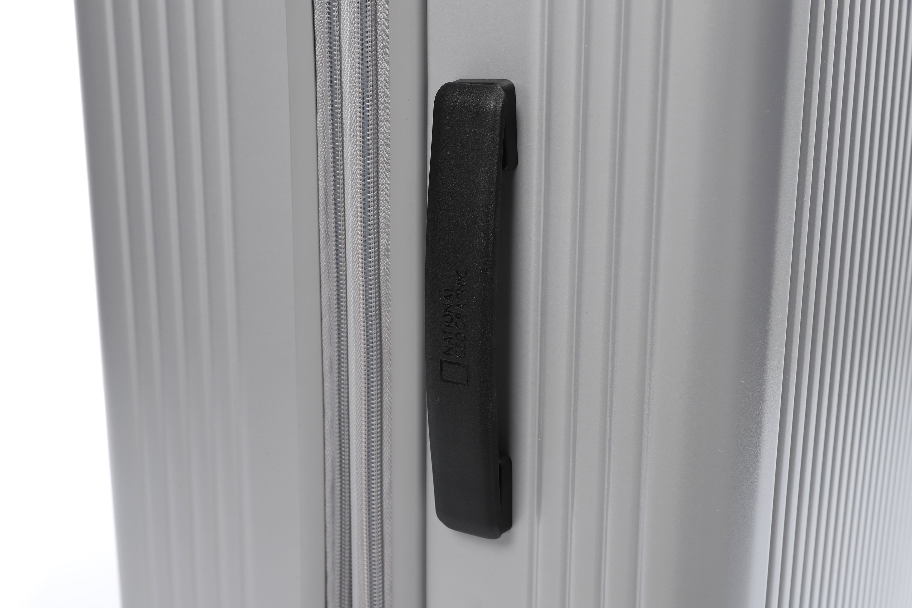 Mond Luggage 26- Silver