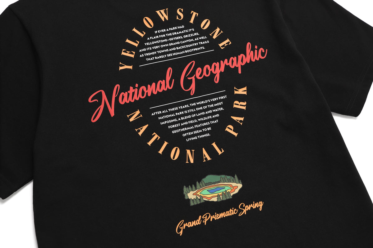 Unisex Yellowstone Graphic T-Shirt- Carbon Black