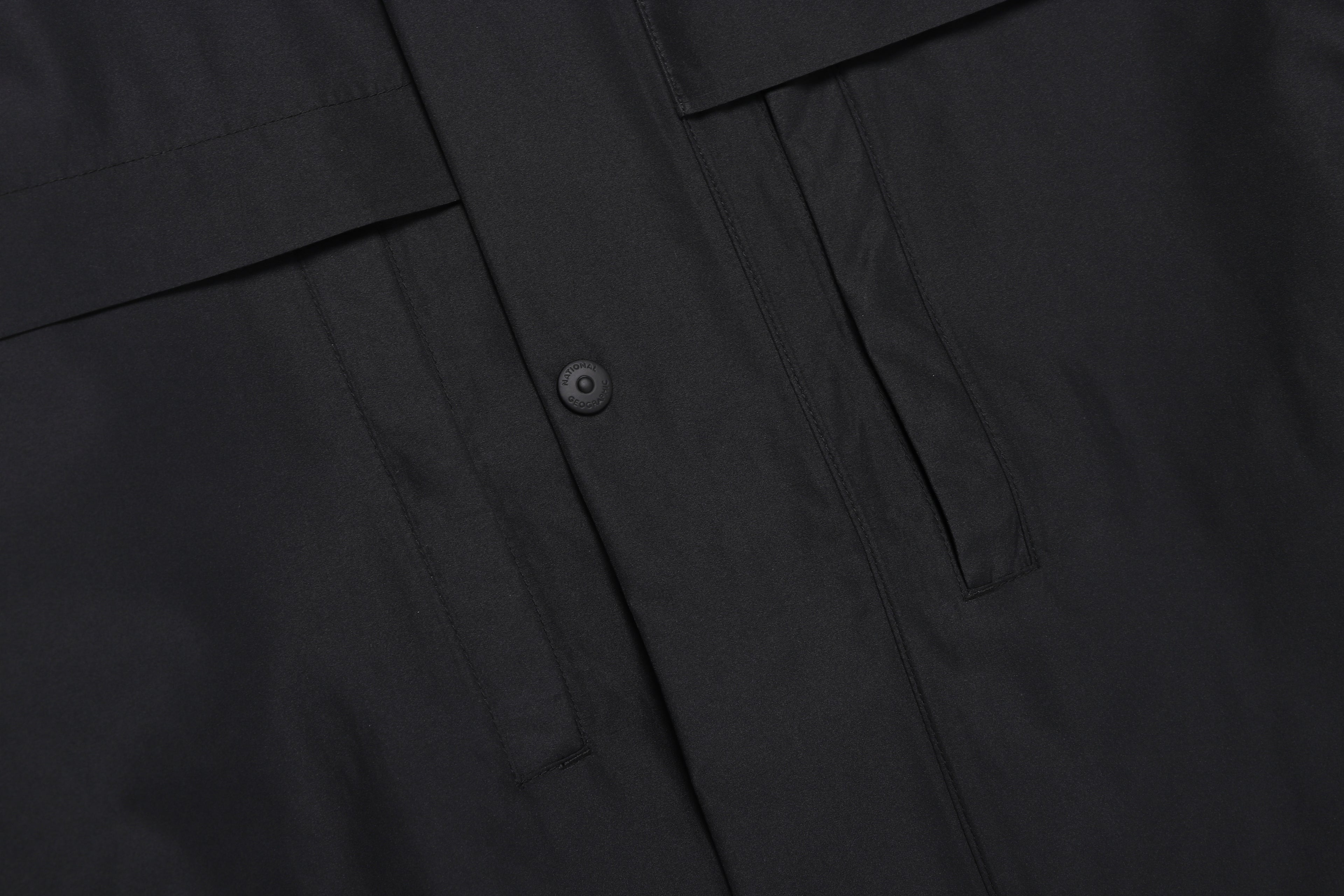 Unisex Commerson 2L Water Resistant Jacket- Carbon Black