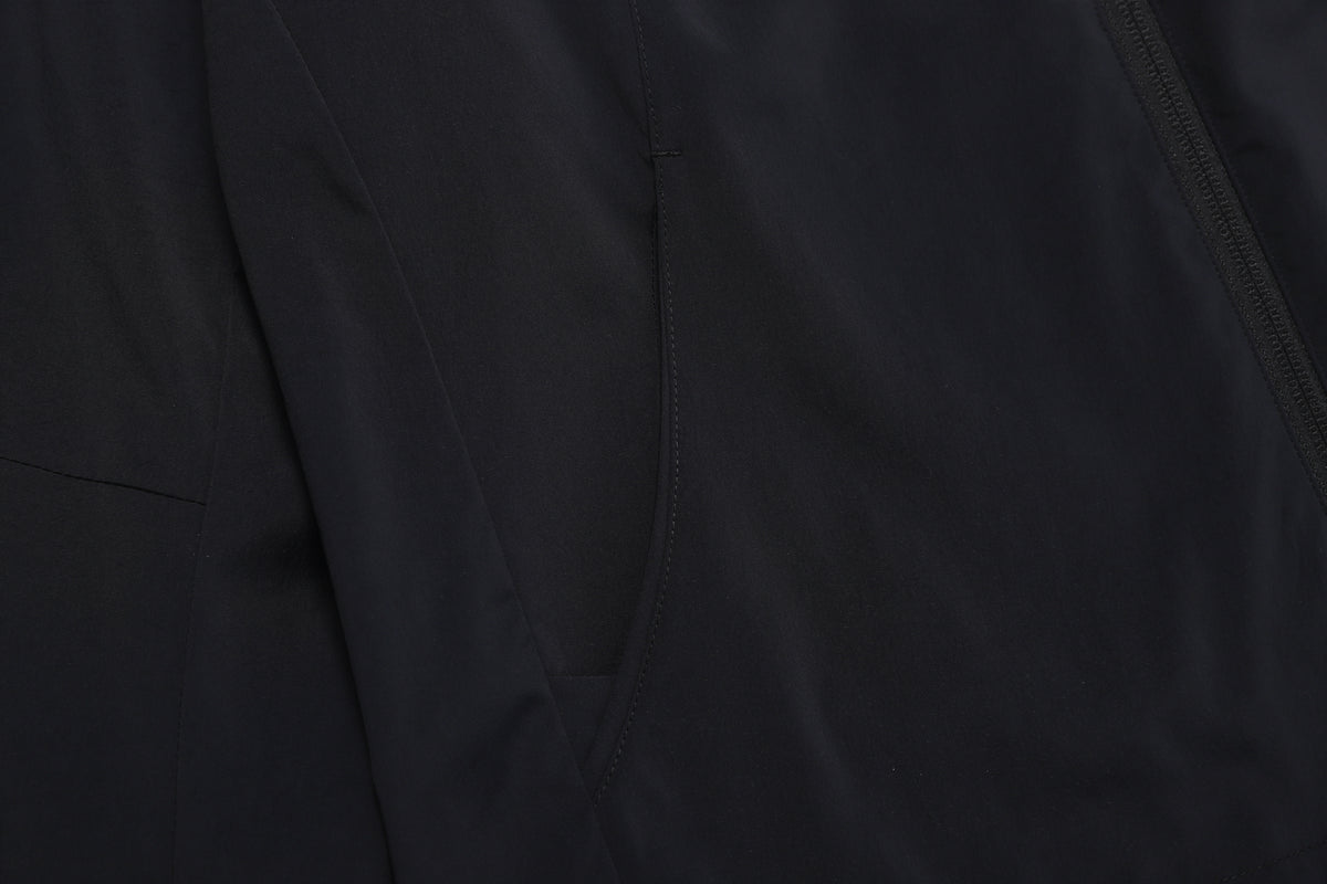 Women'S Frozen Cube Standneck Windbreaker- Carbon Black