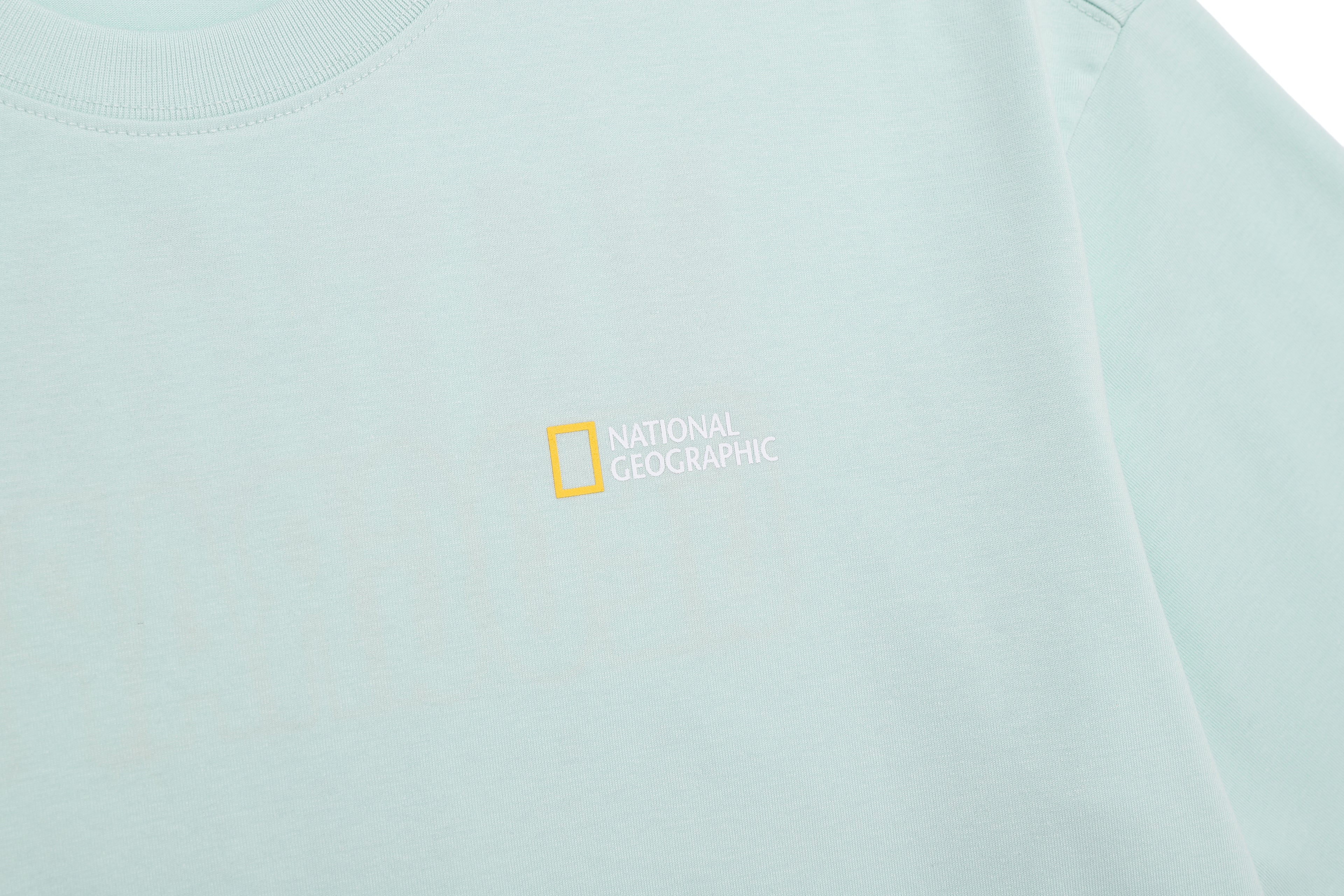 Unisex Castor Coolmax Eco Lettering Graphic Semi-Overfit T-shirt- Mint