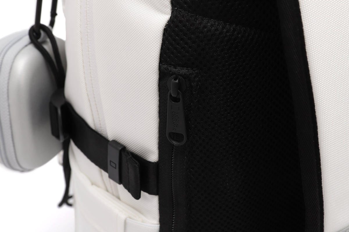 Optimus Kids Backpack With Pouch- Ivory