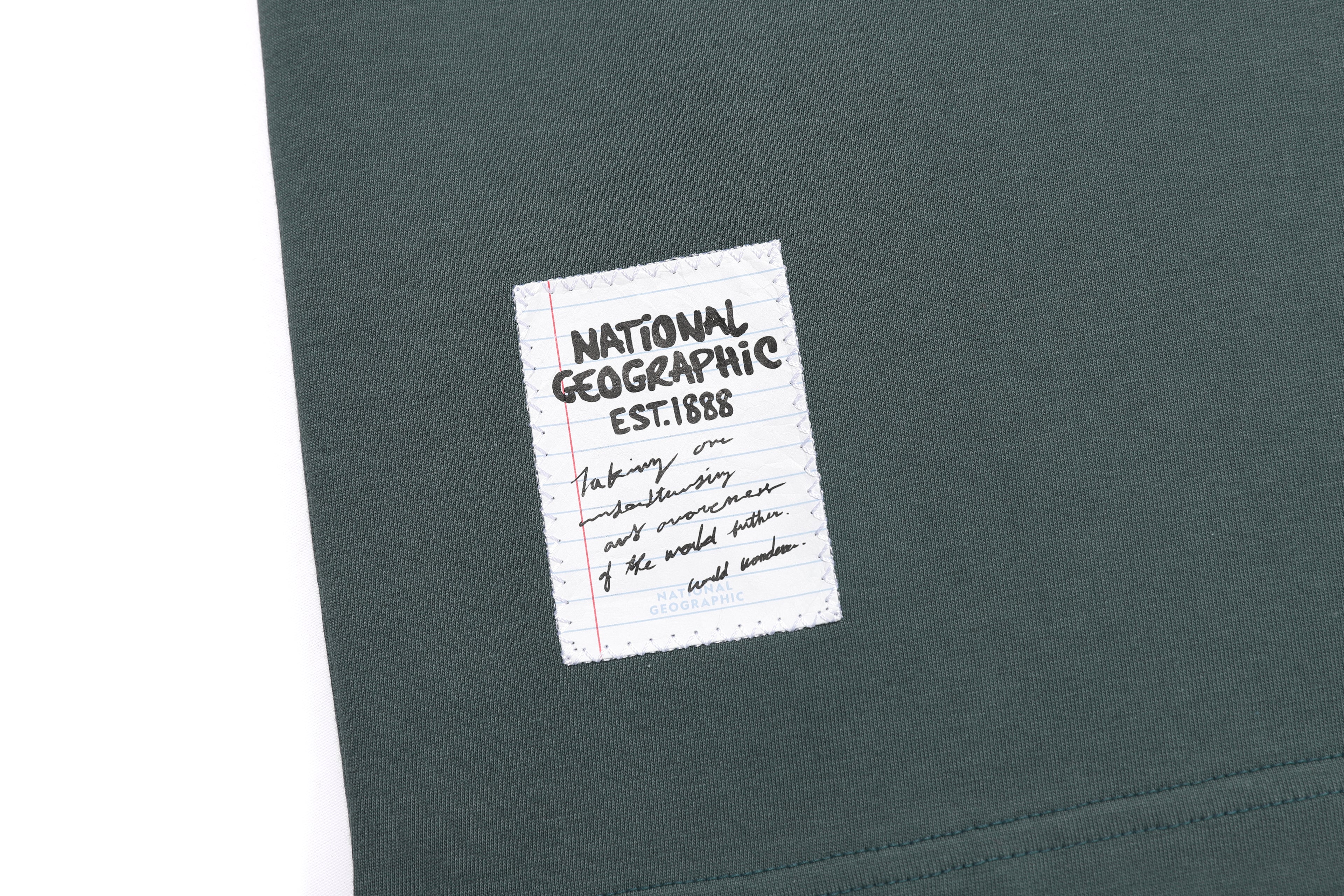 Unisex Treasure Signpost Semi-Over Fit Graphic H/Tee- D/Green