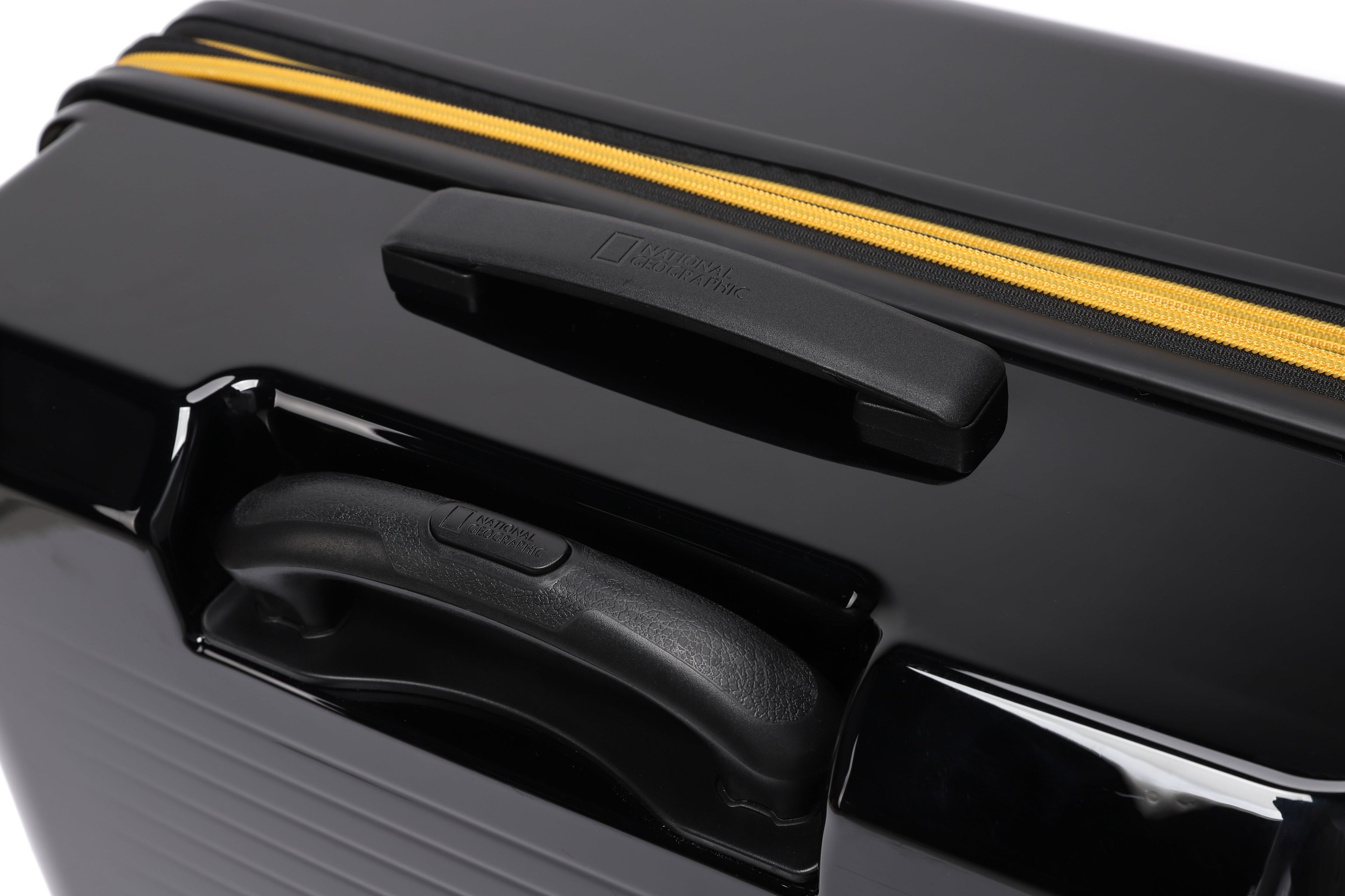Vanta Luggage 26 Black