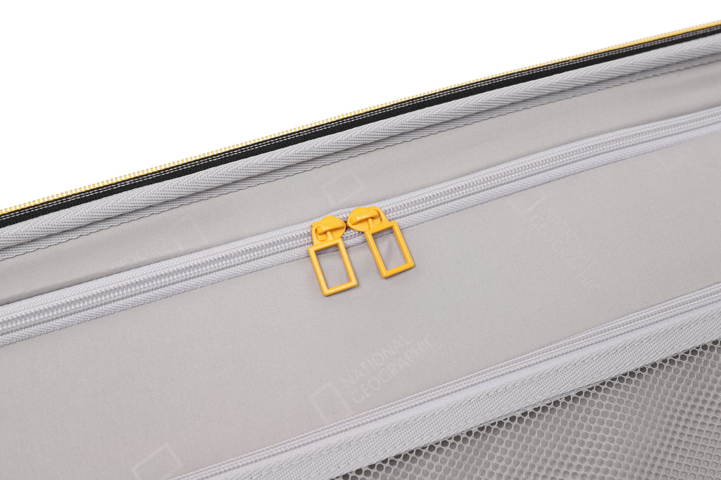 Vanta Luggage 26 Black