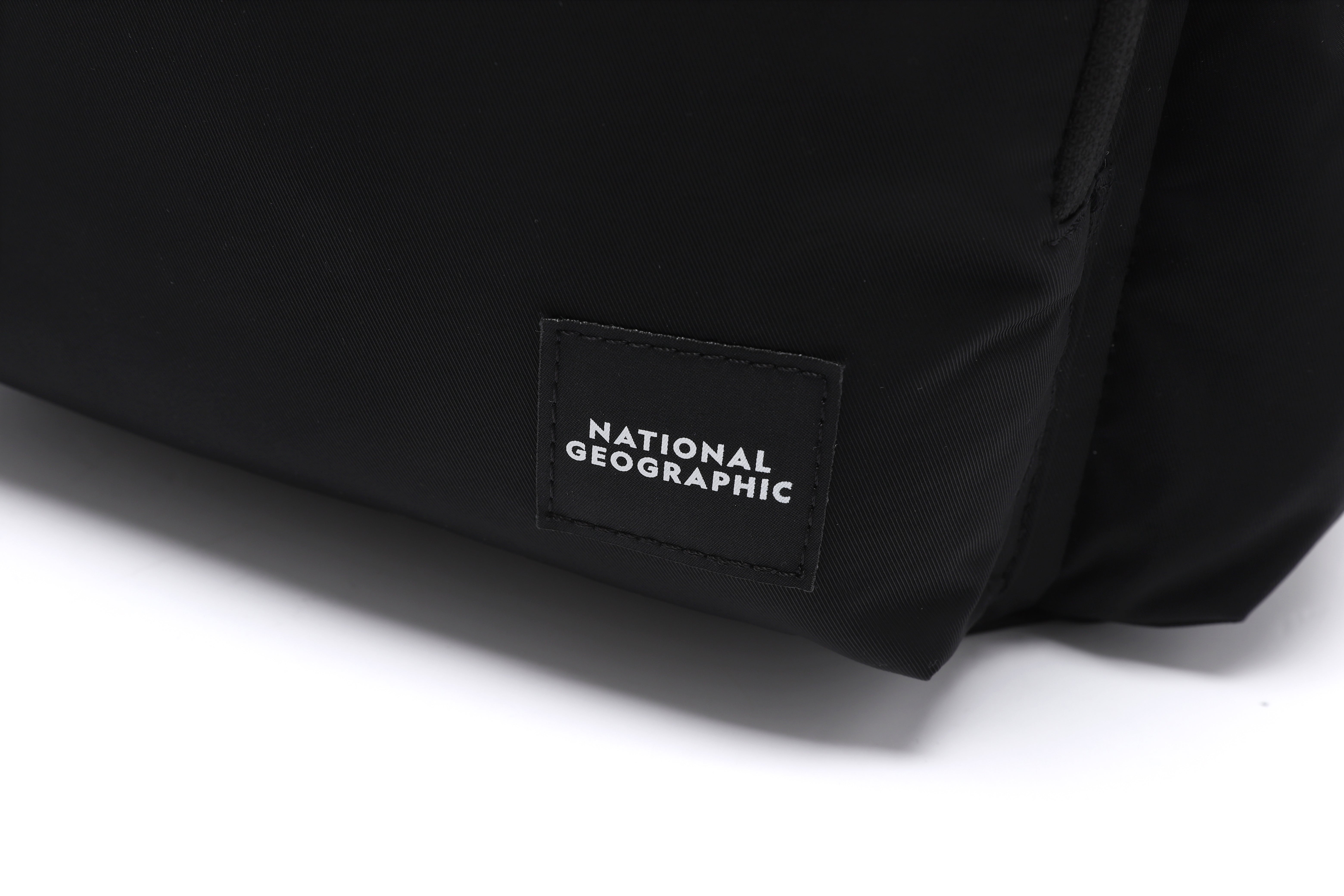 ★NATIONAL GEOGRAPHIC★ADELIE BACKPACK ADELIE BACKPACK- BLACK – National Geographic Apparel