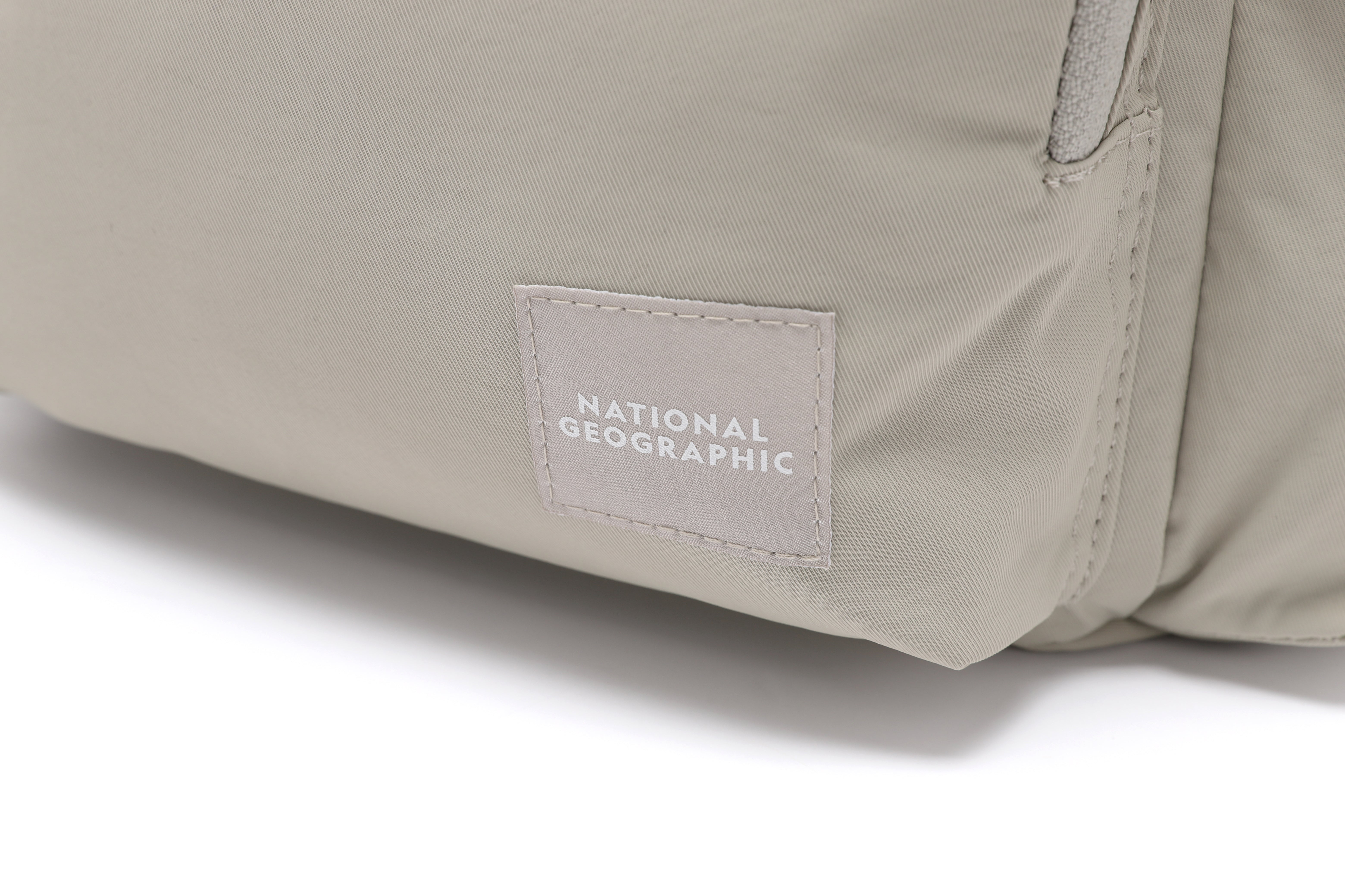 ADELIE BACKPACK- BEIGE – National Geographic Apparel