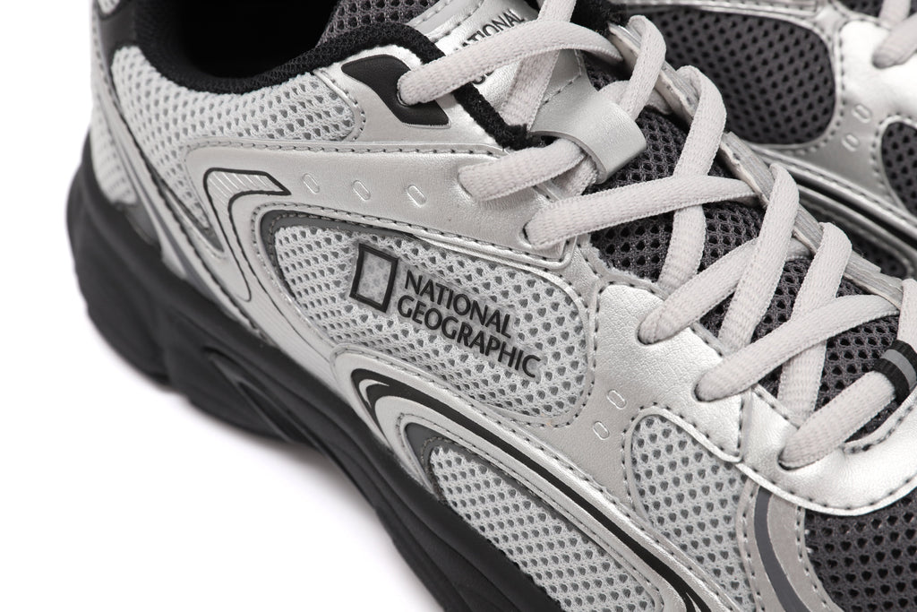 Unisex Contour Freeze Sneakers- Silver