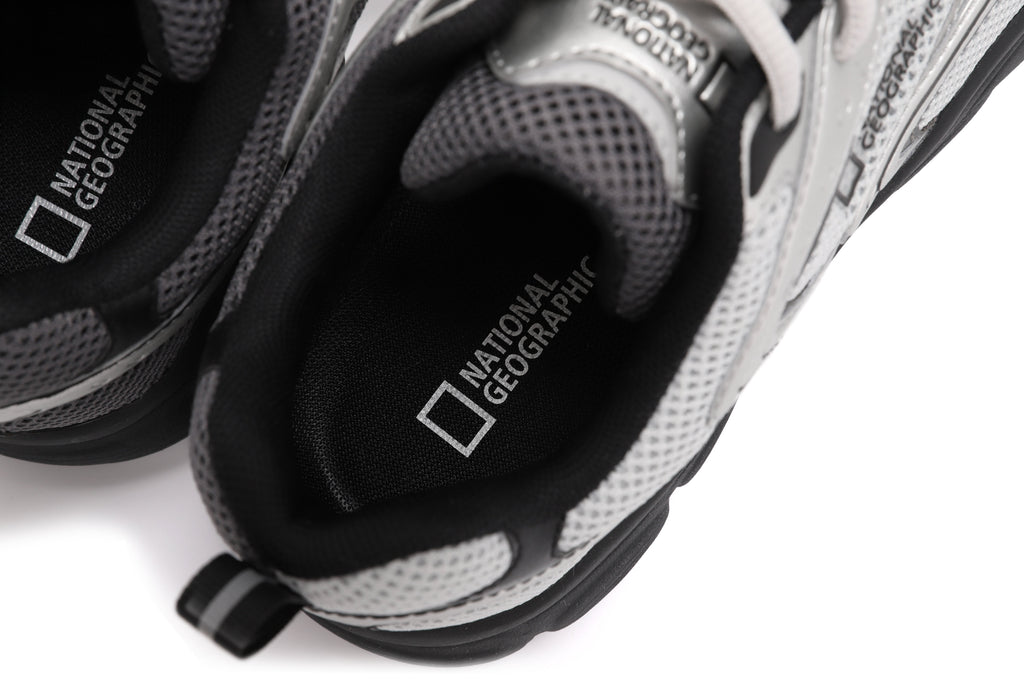 Unisex Contour Freeze Sneakers- Silver