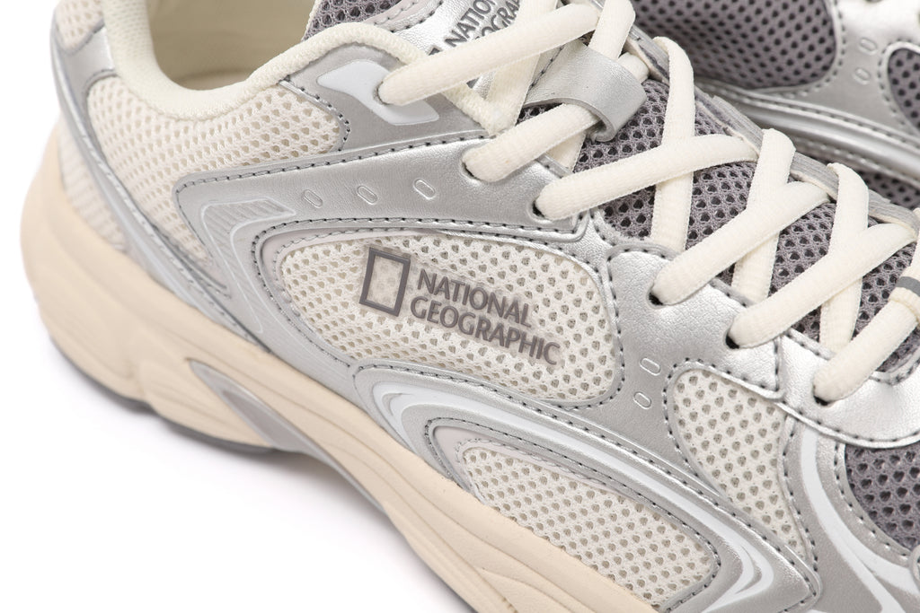Unisex Contour Freeze Sneakers- Silver