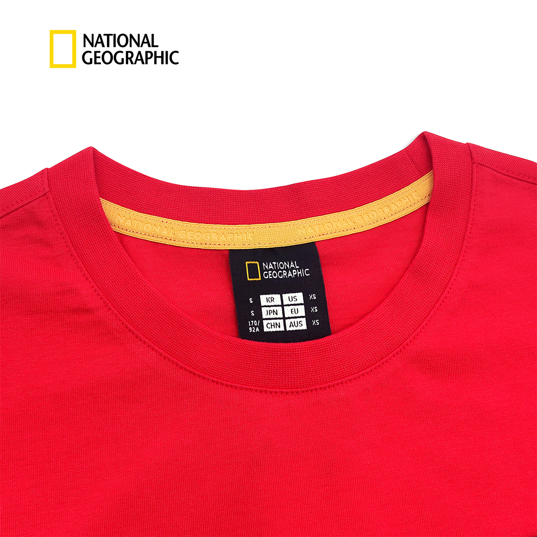 Unisex Basic Crew Neck T-Shirt With Patch Logo