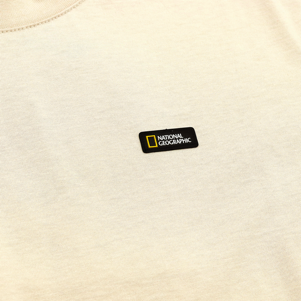 Unisex Basic Crew Neck T-Shirt With Patch Logo