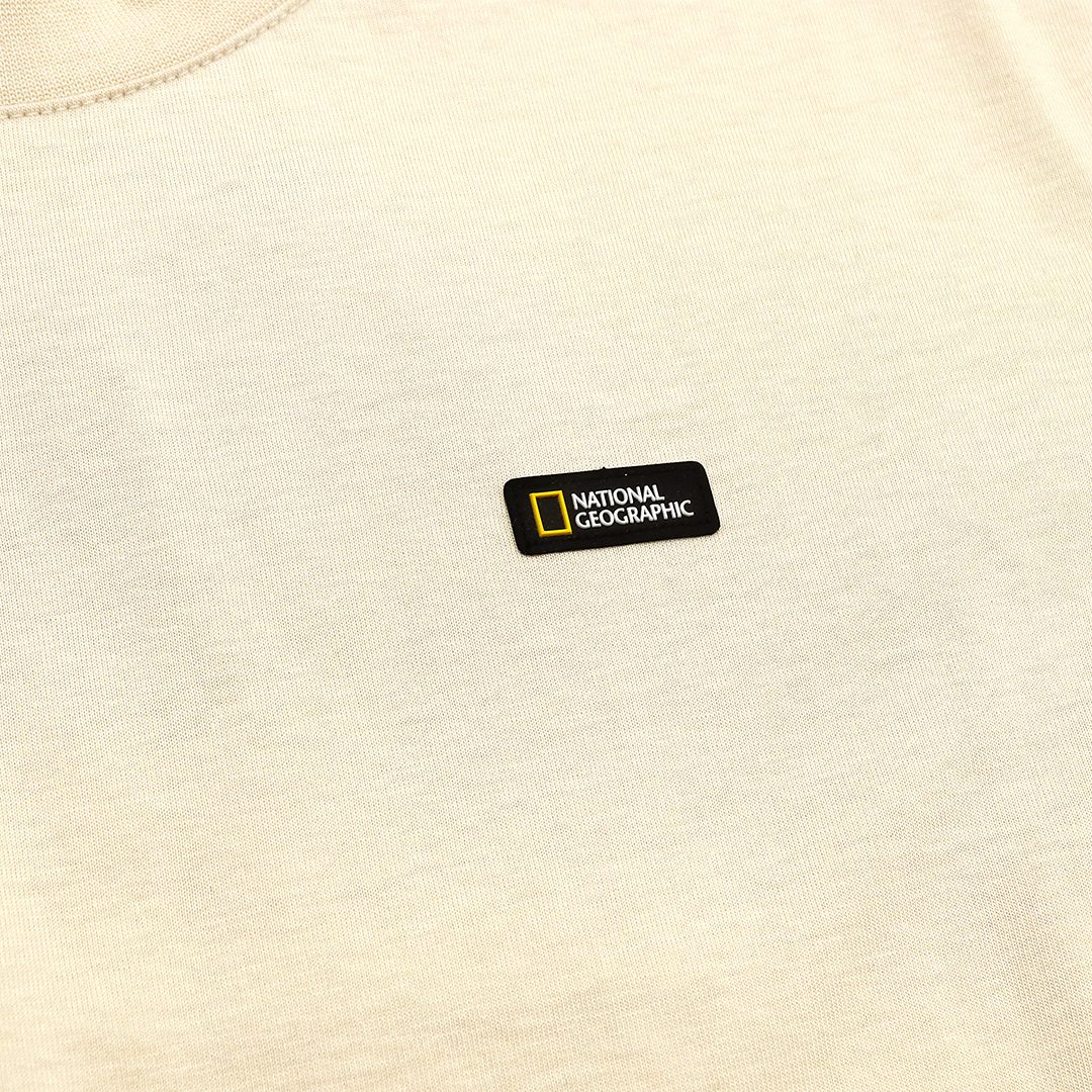 Unisex Basic Crew Neck T-Shirt With Patch Logo