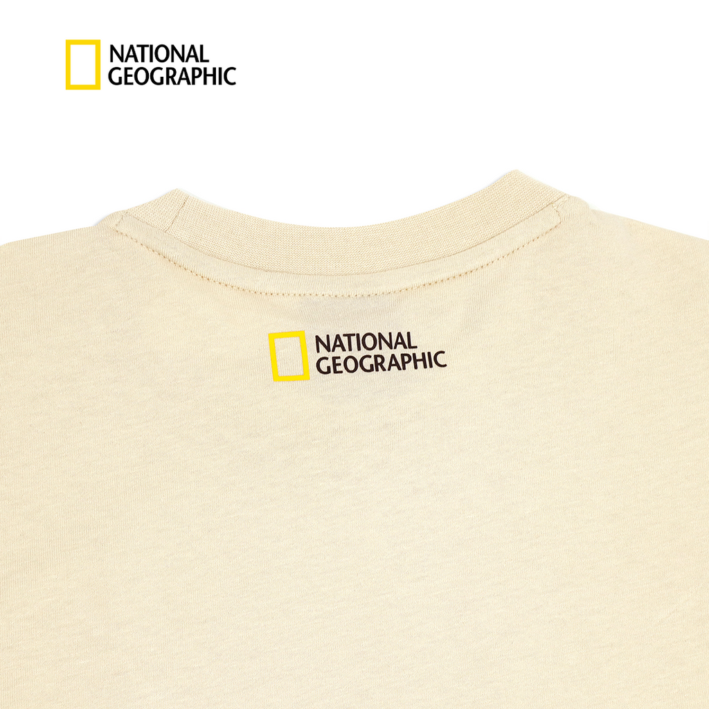 Unisex Basic Crew Neck T-Shirt With Patch Logo