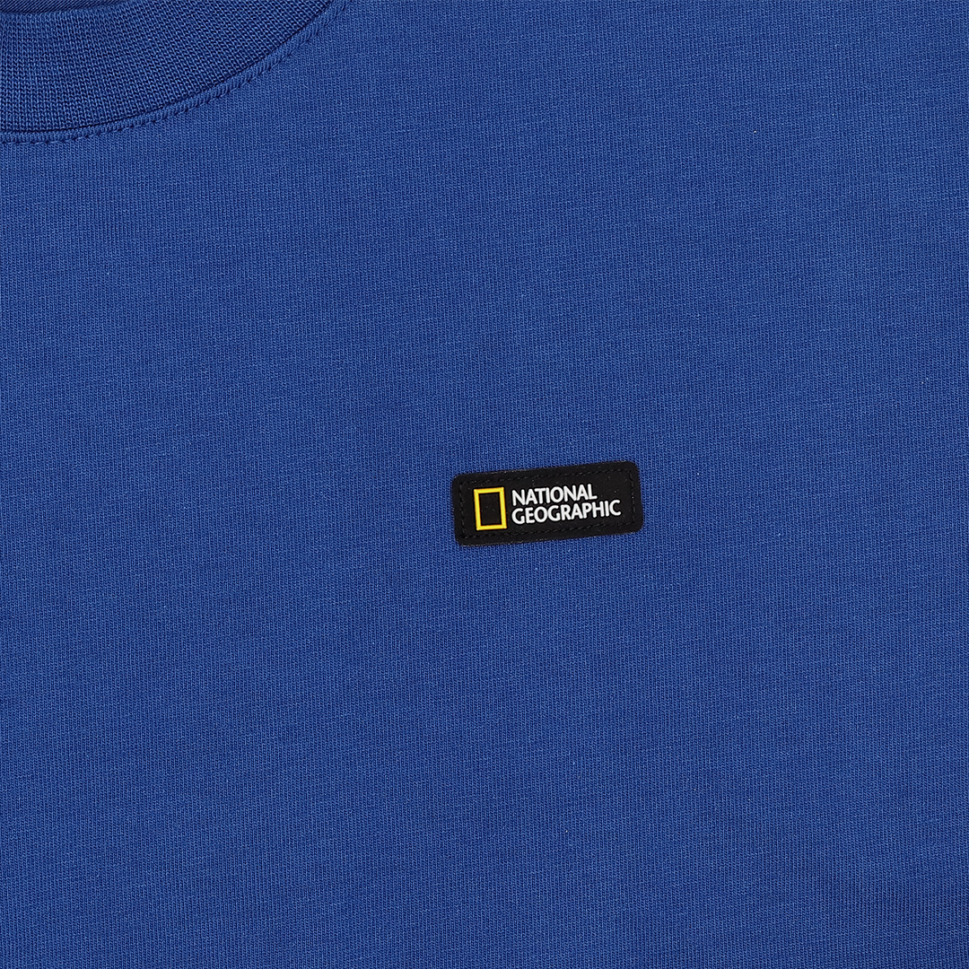 Unisex Basic Crew Neck T-Shirt With Patch Logo