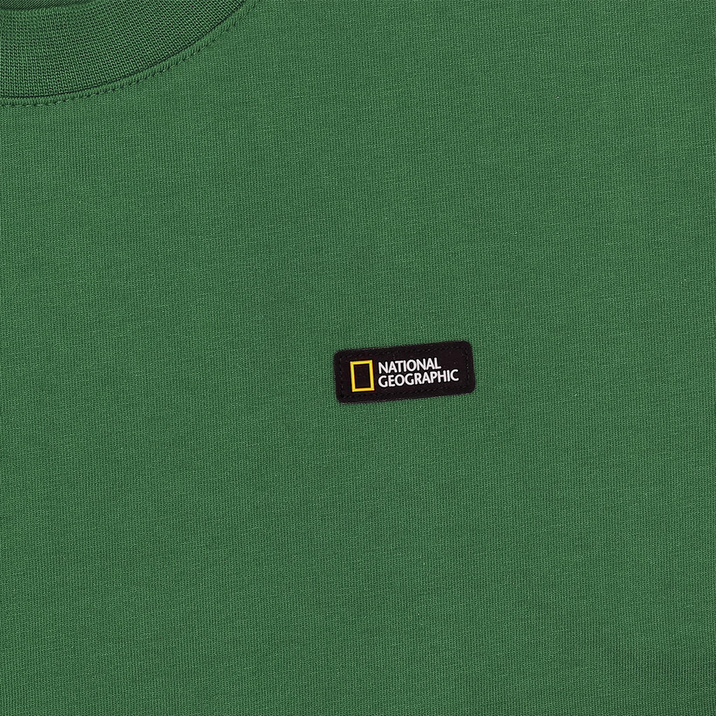 Unisex Basic Crew Neck T-Shirt With Patch Logo