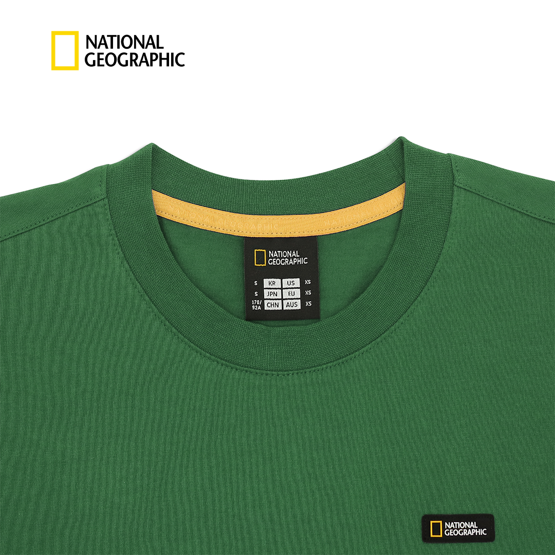 Unisex Basic Crew Neck T-Shirt With Patch Logo