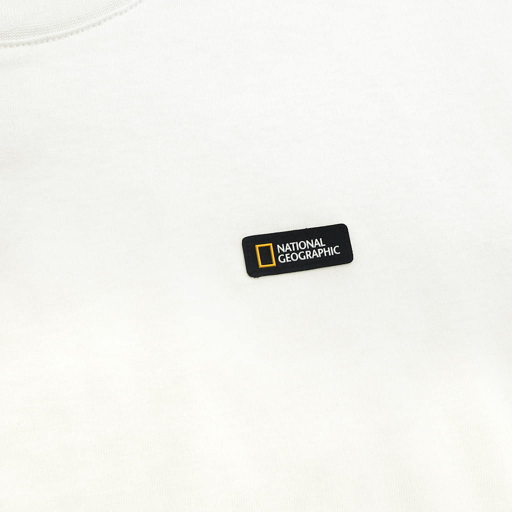 Unisex Basic Crew Neck T-Shirt With Patch Logo