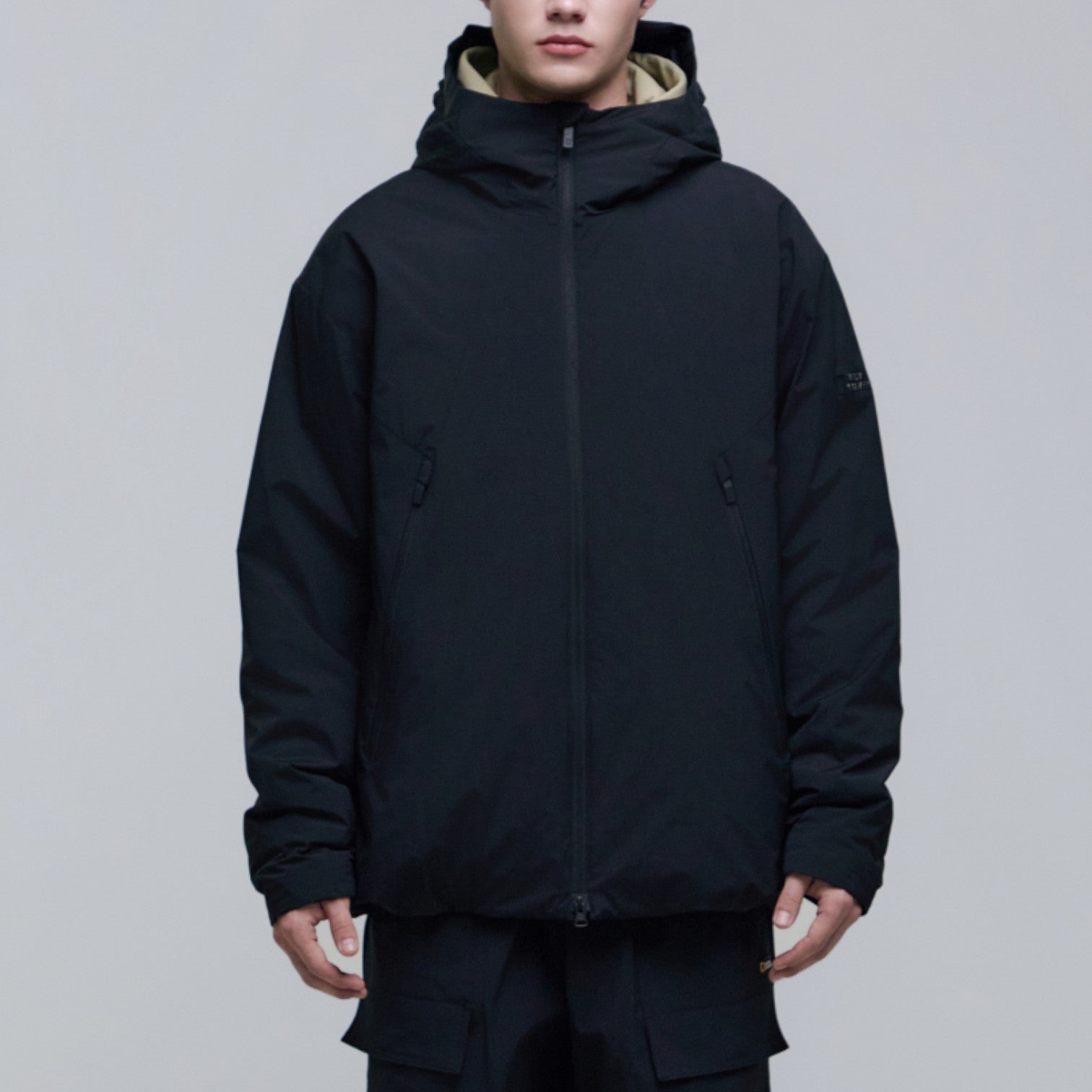 MEN'S URBAN HOODIE DOWN JACKET- CARBON BLACK