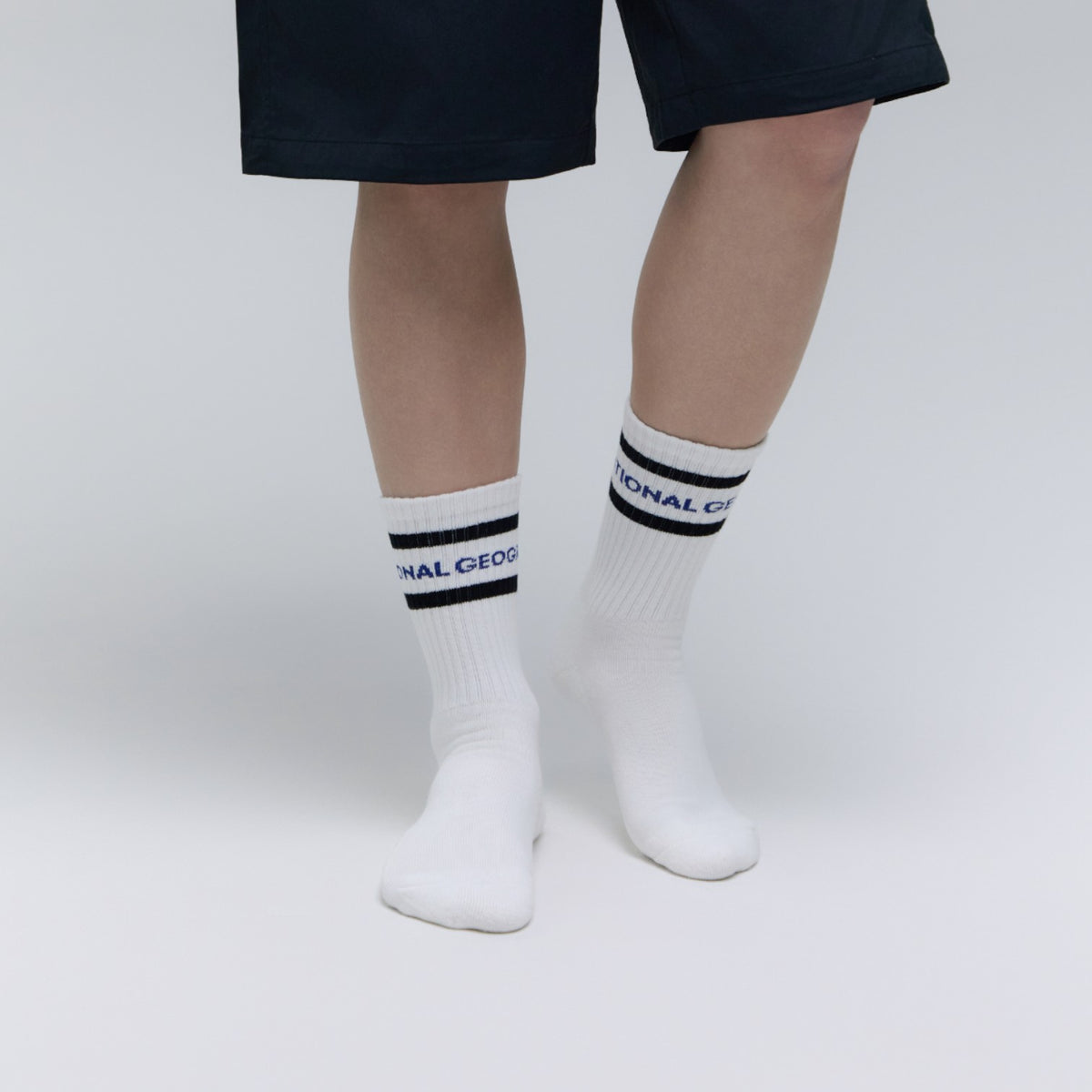 Unisex Stripe Crew Socks- Black
