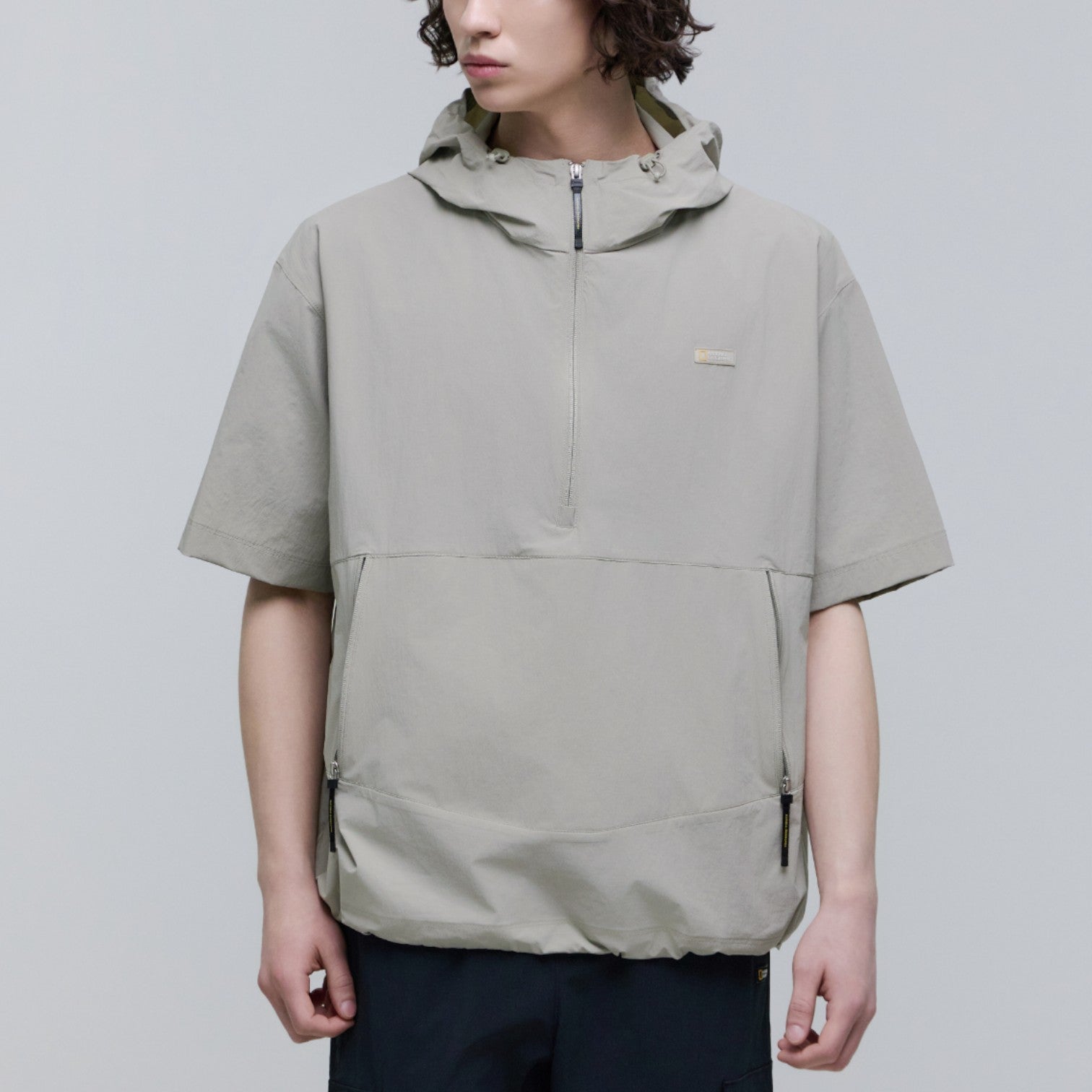 Unisex Adelie Light Woven Stretch Short Sleeves Anorak- Agate Grey