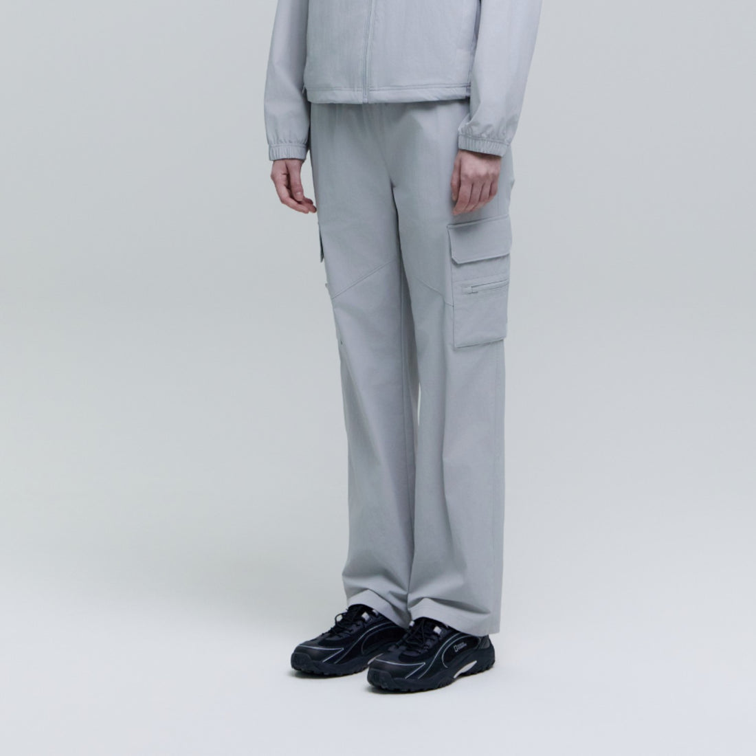WOMEN'S ADELIE LIGHT WOVEN STRETCH STRAIGHT PANTS- SILVER GREY