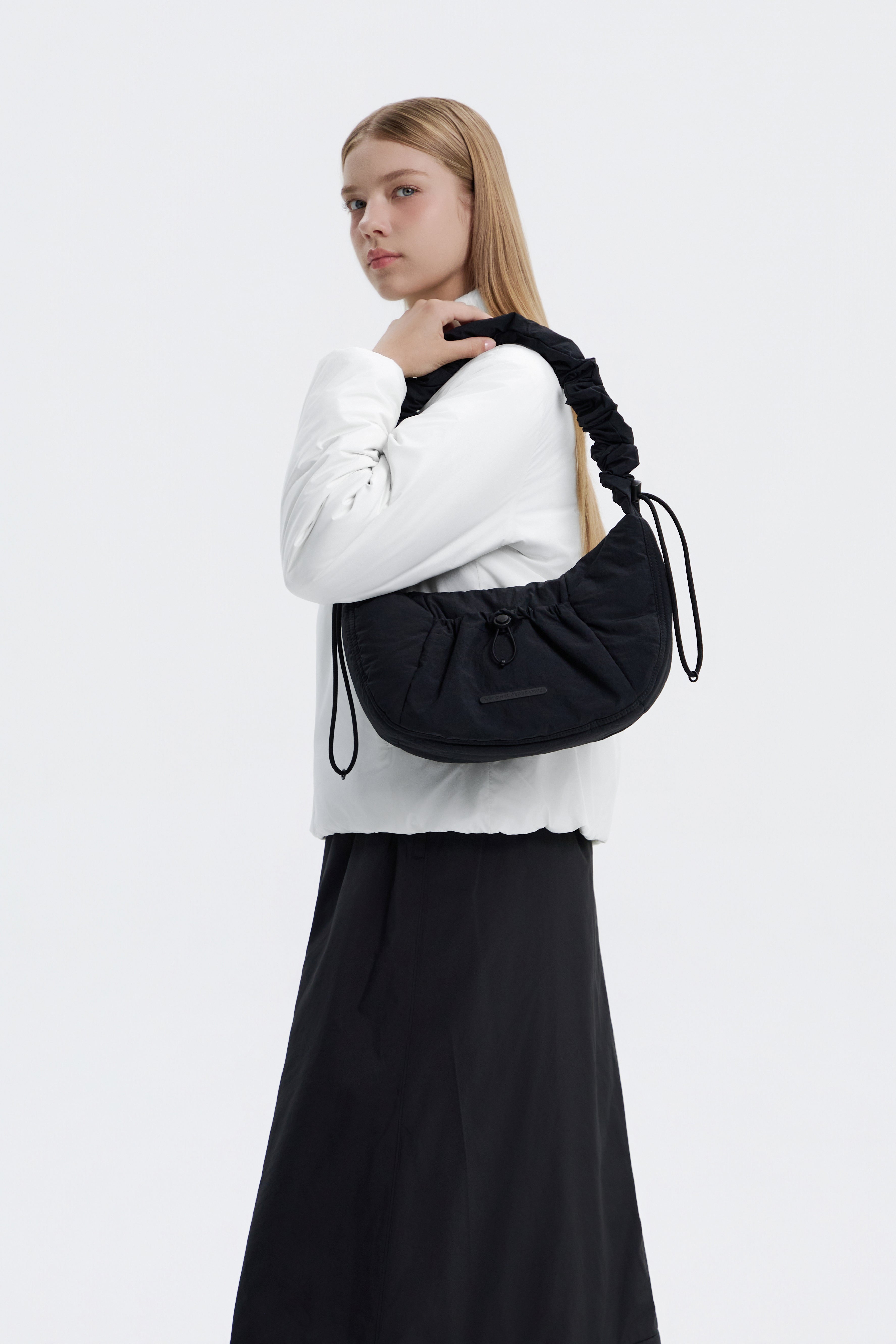 Women'S Padded String Bag- Black