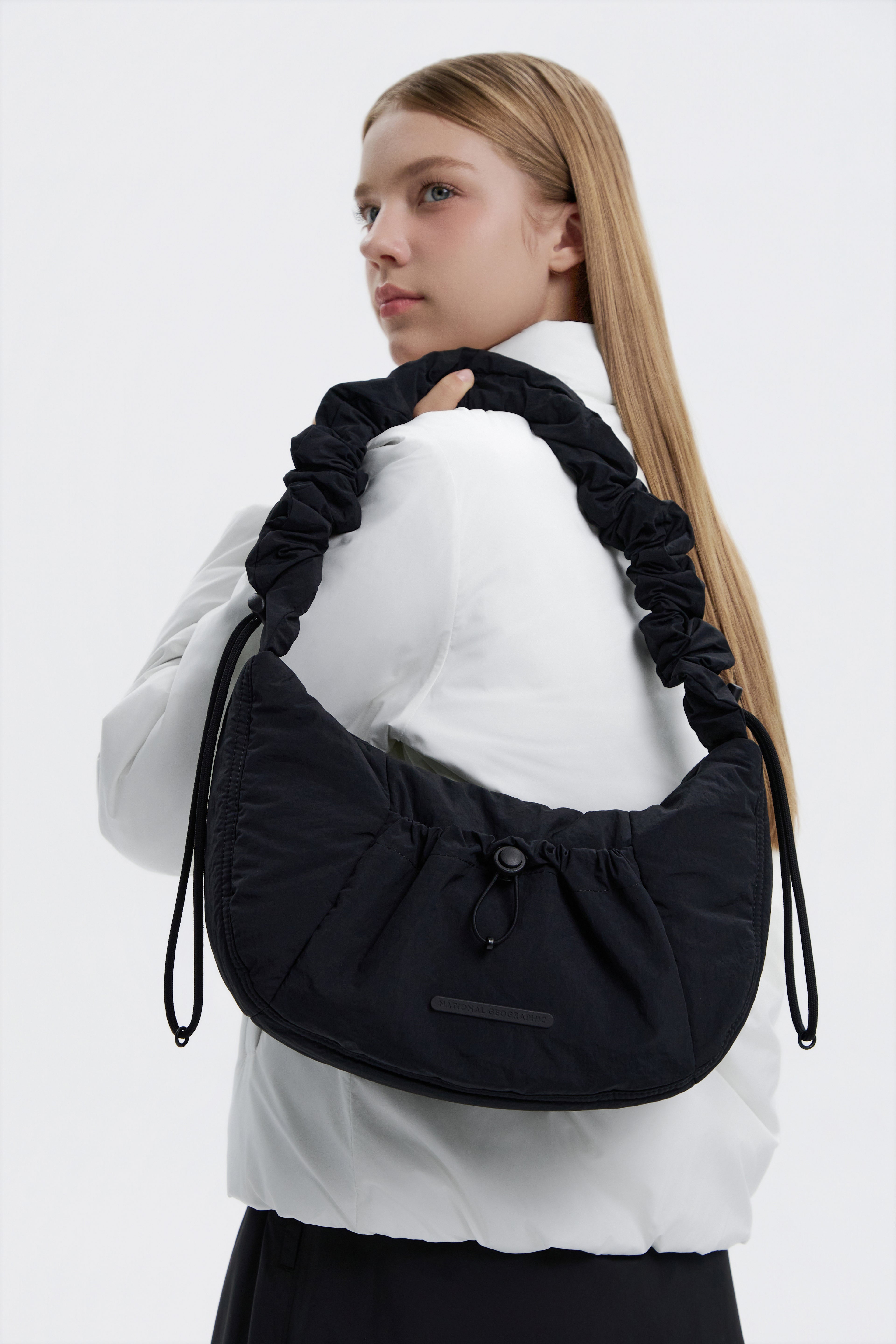 Women'S Padded String Bag- Black