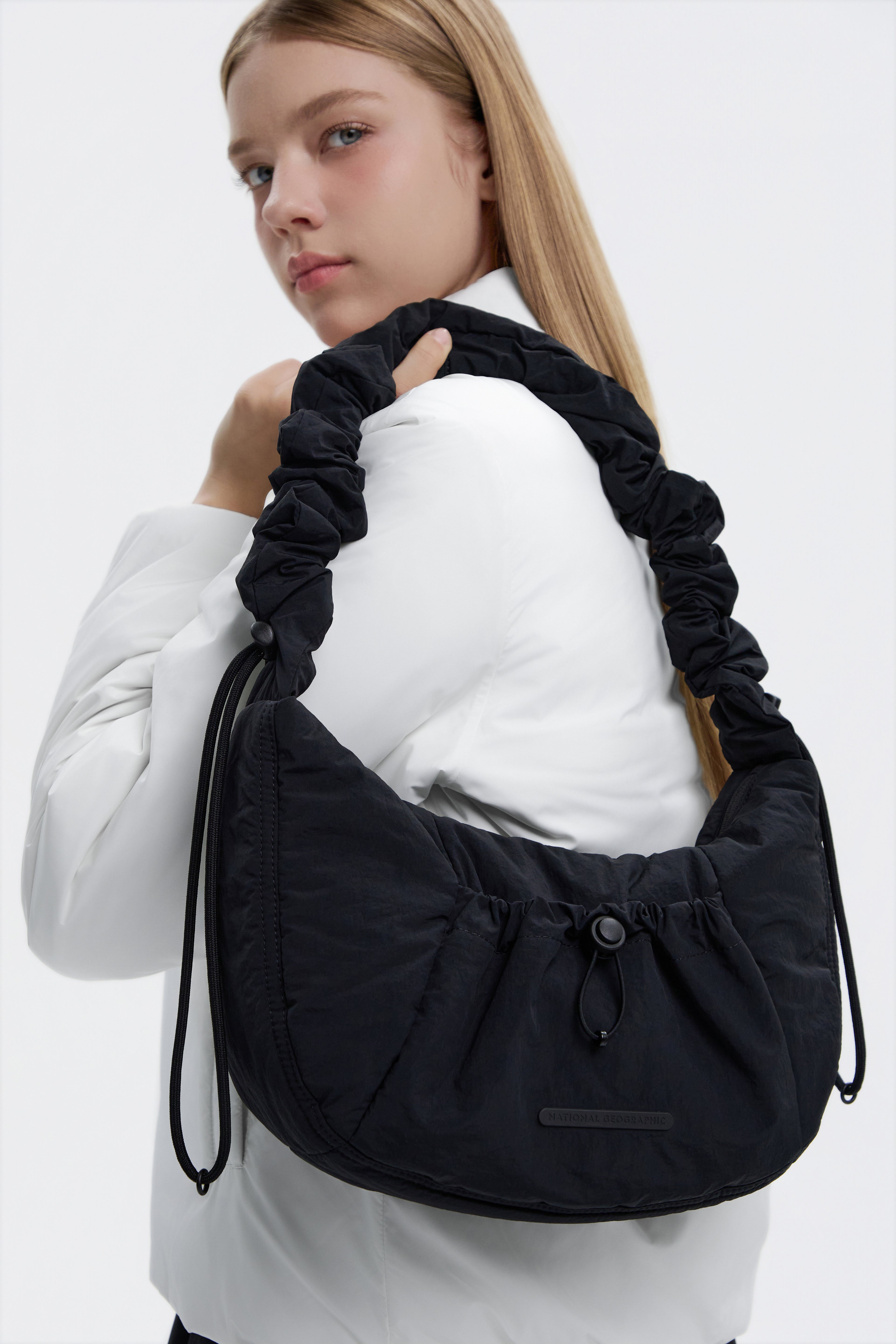 Women'S Padded String Bag- Black
